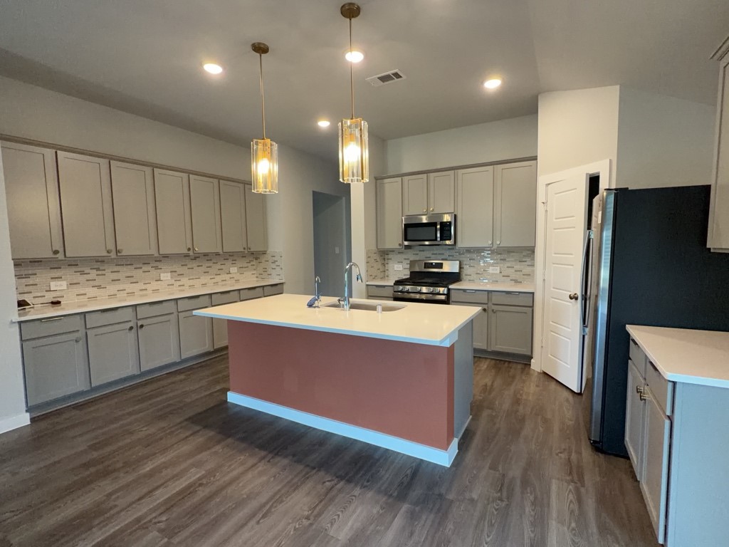 22476 Mountain Pine Drive Property Photo 5