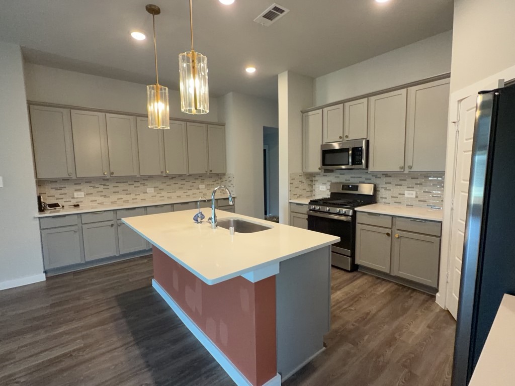 22476 Mountain Pine Drive Property Photo 6
