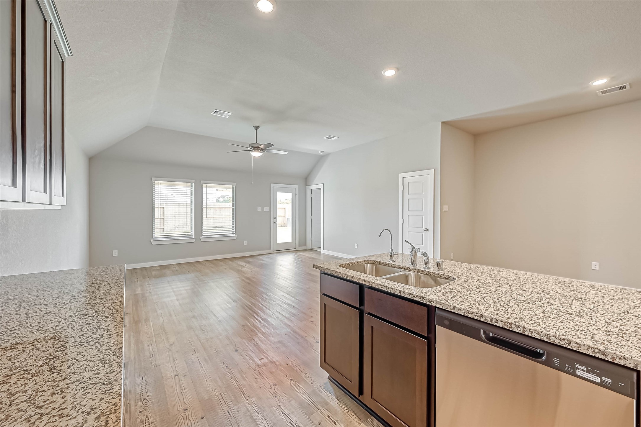 2611 Westward Hill Drive Property Photo 17
