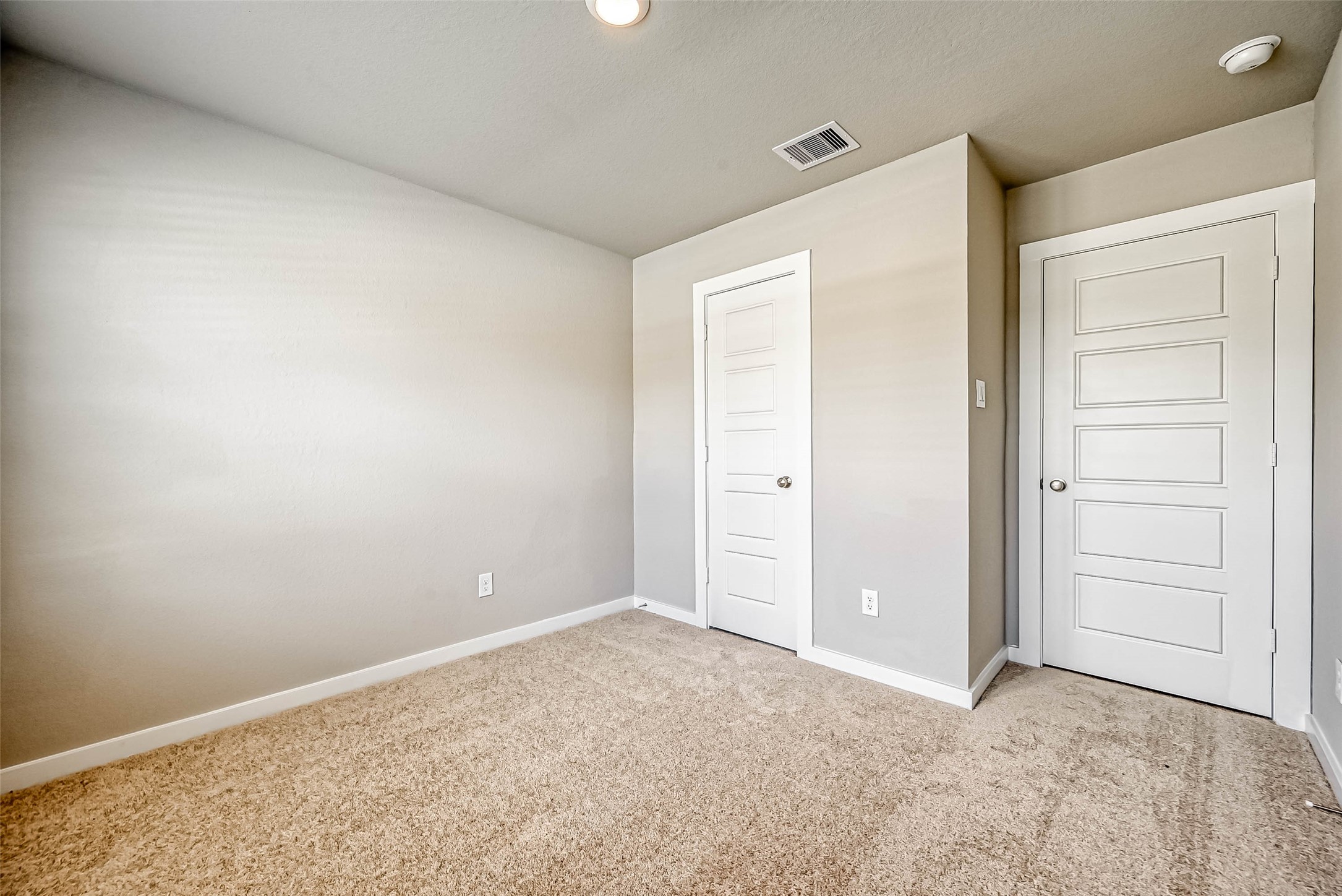2611 Westward Hill Drive Property Photo 23