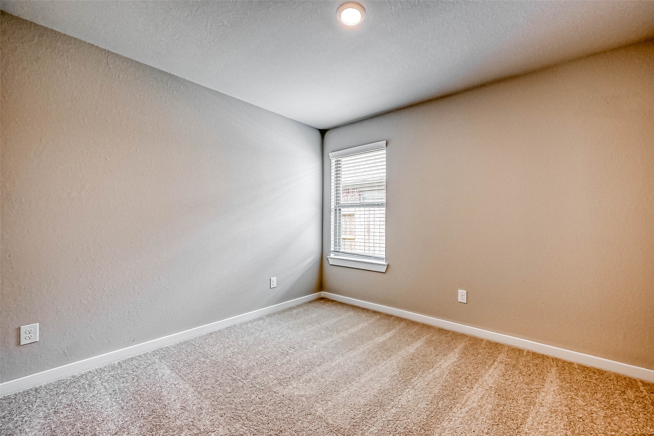 2611 Westward Hill Drive Property Photo 29