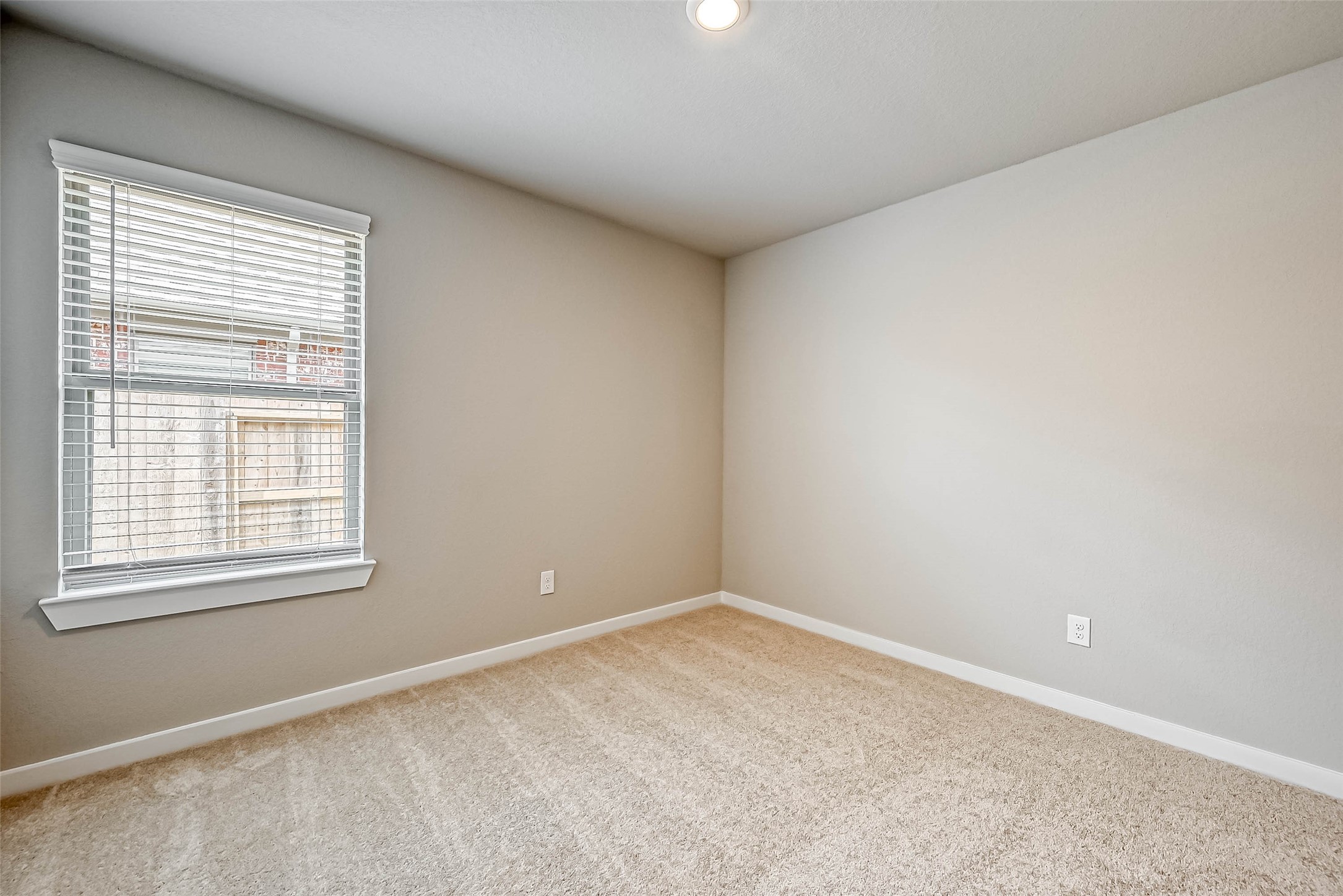 2611 Westward Hill Drive Property Photo 32