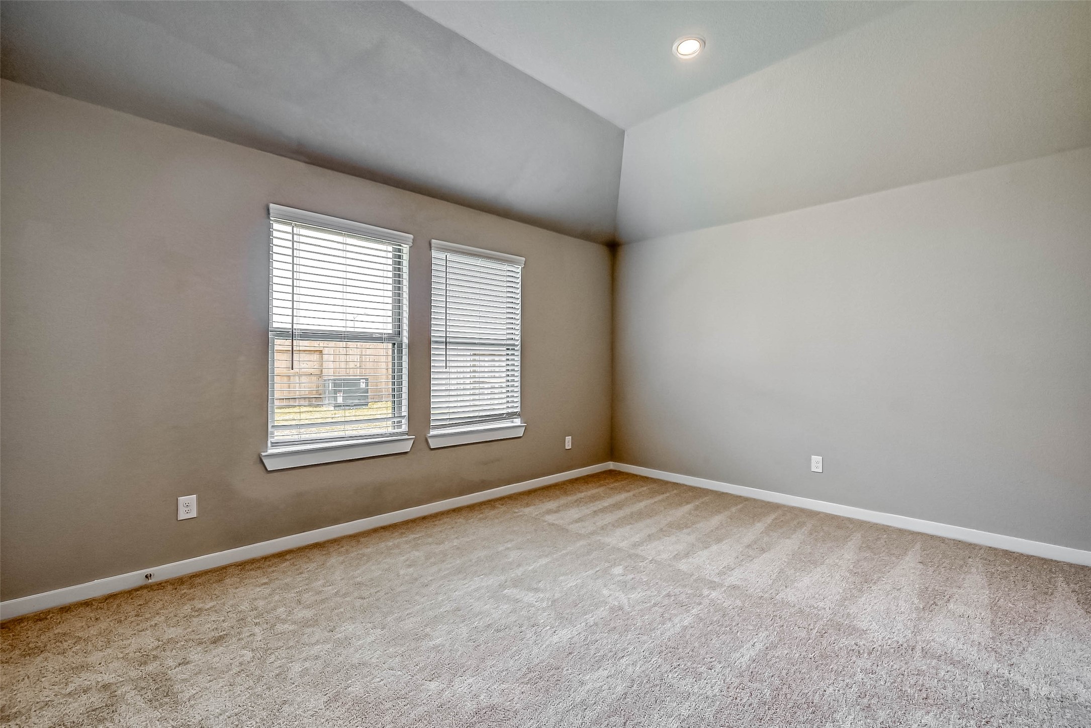 2611 Westward Hill Drive Property Photo 34