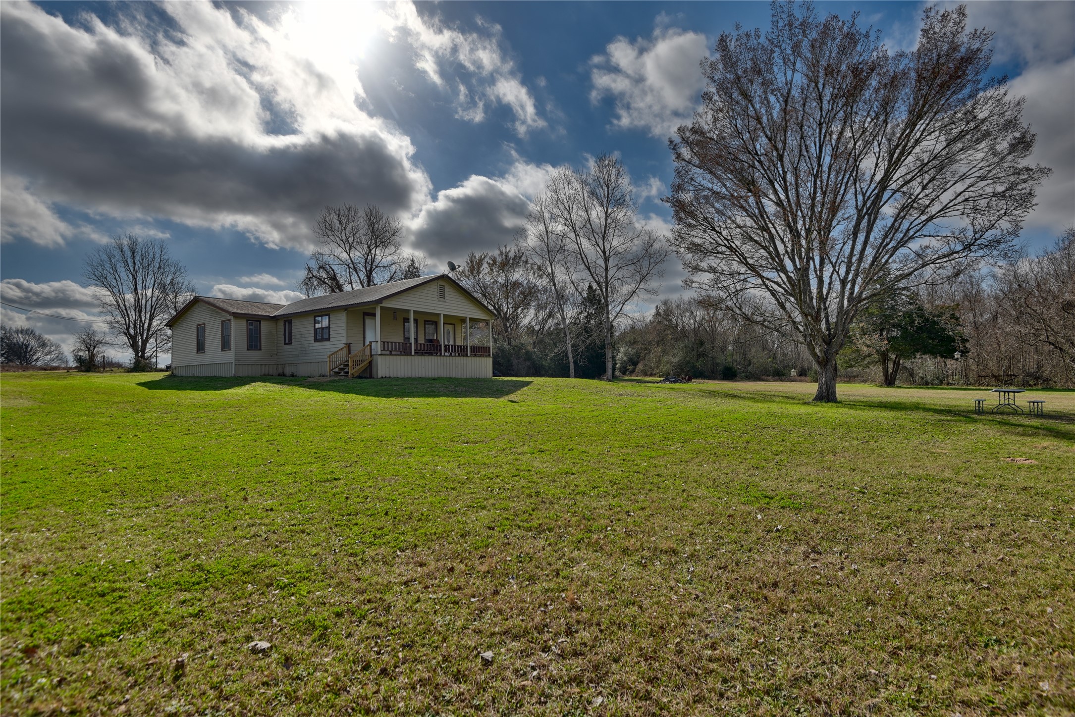 3175 Ferguson Property Photo 1