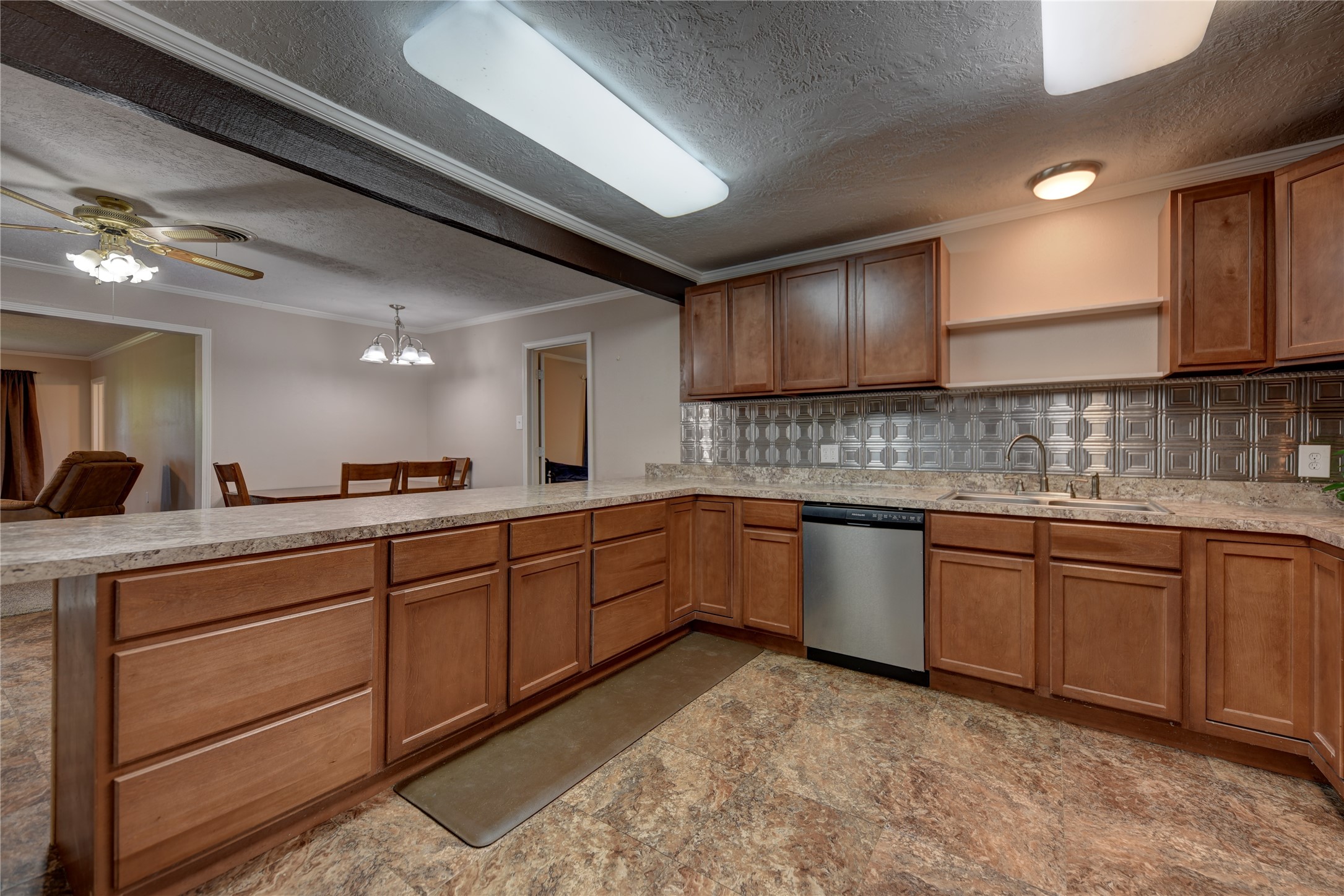 3175 Ferguson Property Photo 19
