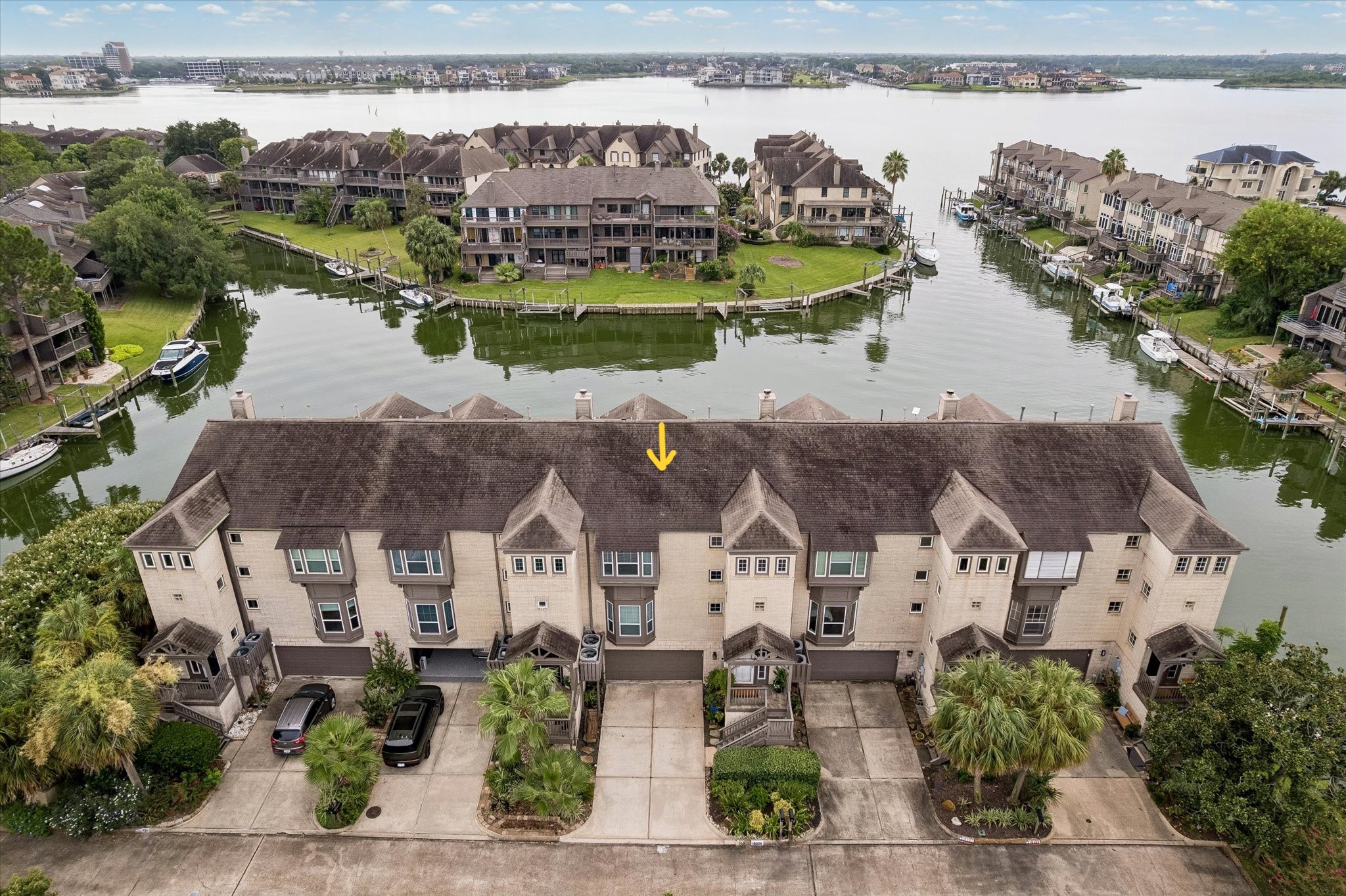 18305 Starboard Drive Property Photo 1