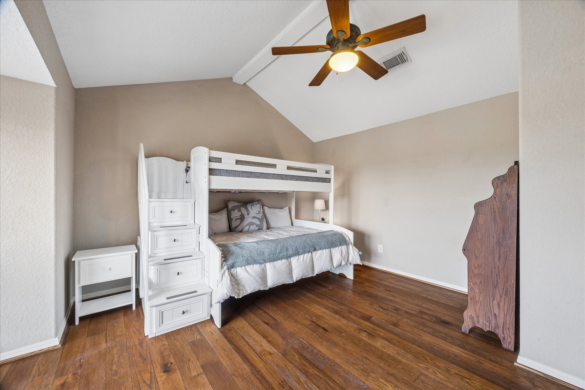 18305 Starboard Drive Property Photo 18