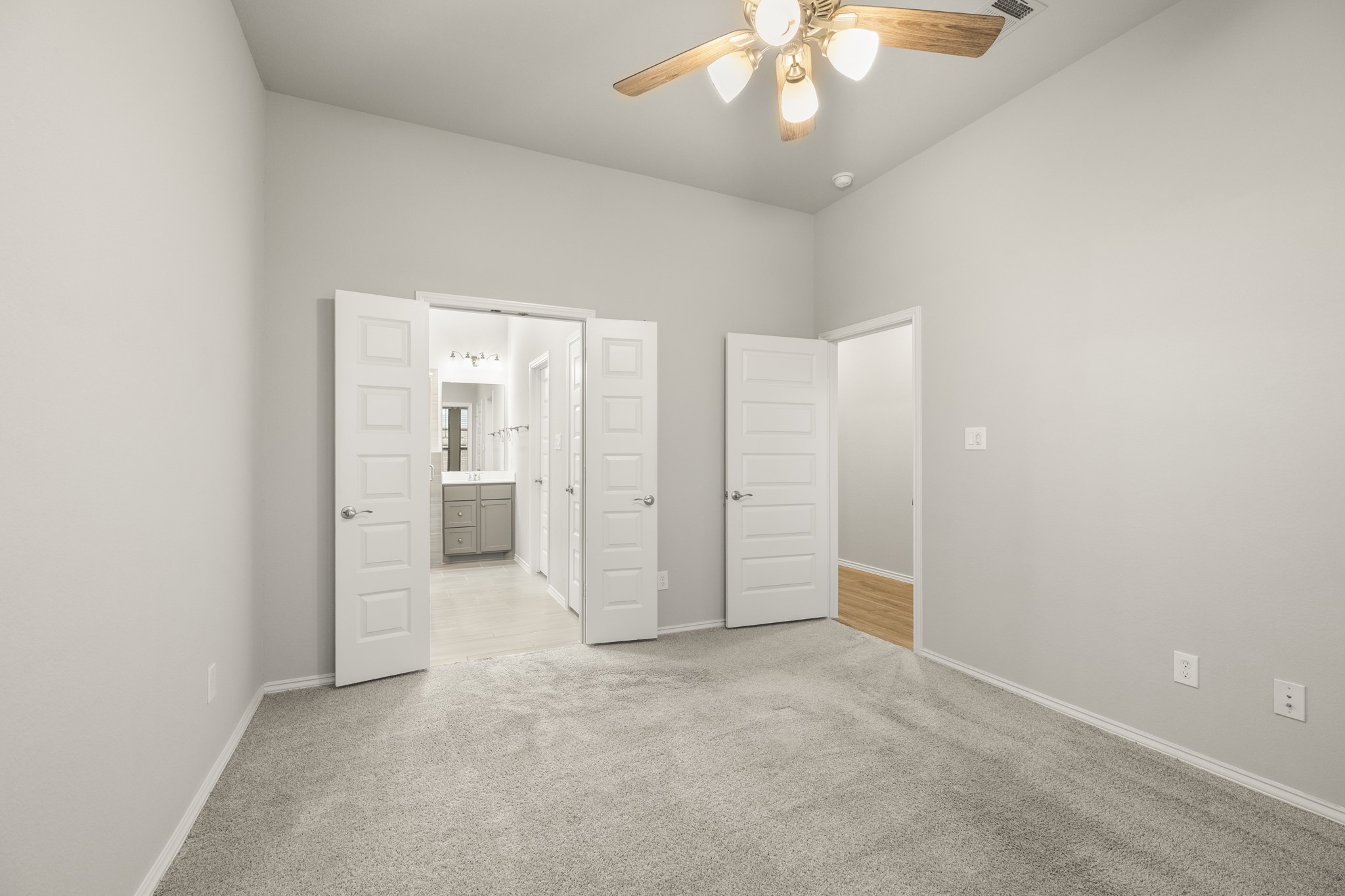 24938 Tidmor Lane Property Photo 14