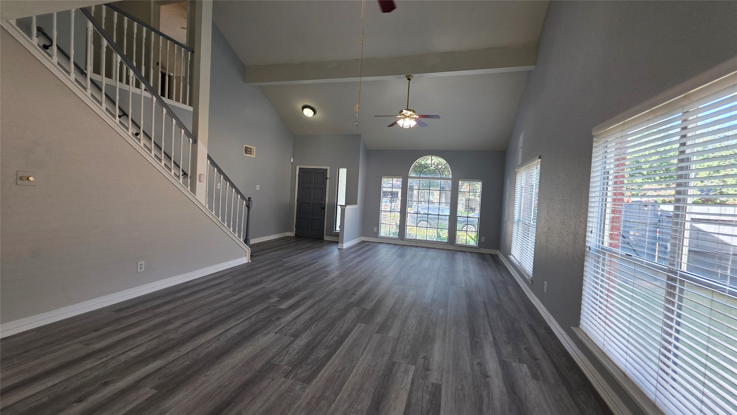 16403 Salinas Lane Property Photo 4