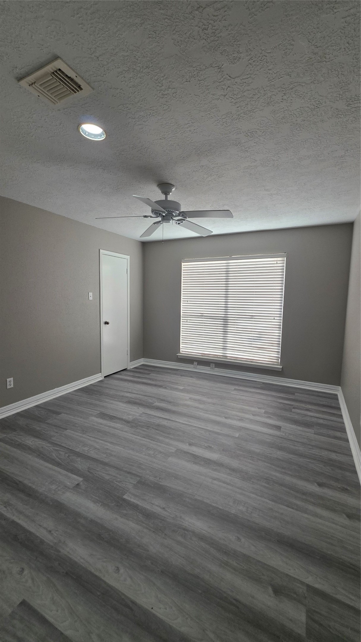 16403 Salinas Lane Property Photo 15