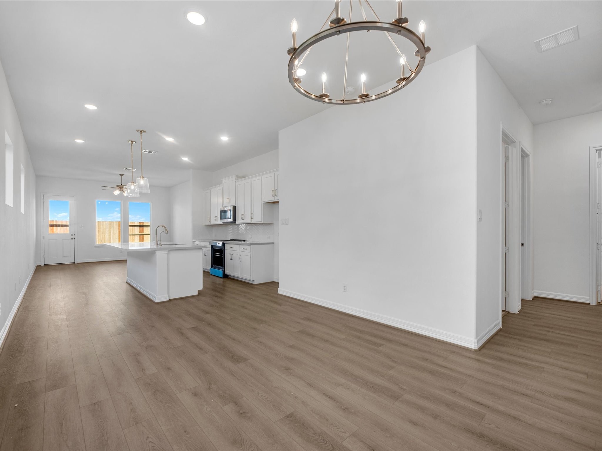 30906 Newcomb Landing Lane Property Photo 6
