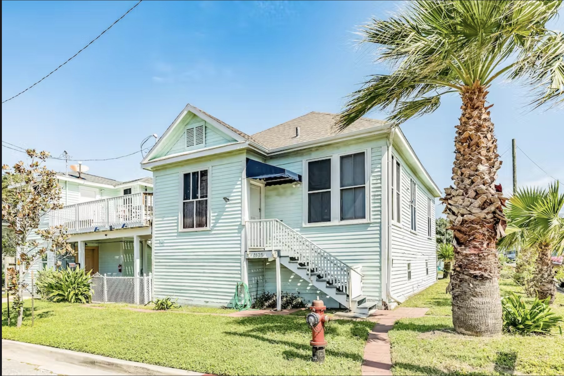 1628 17th Property Photo 1