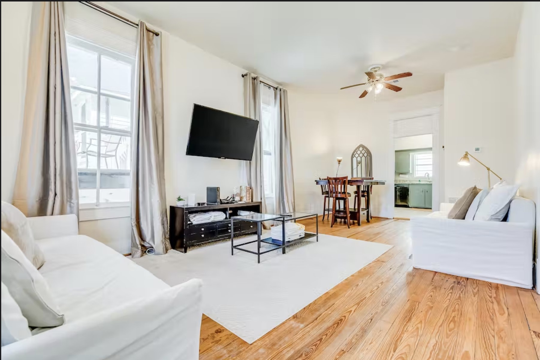 1628 17th Property Photo 3
