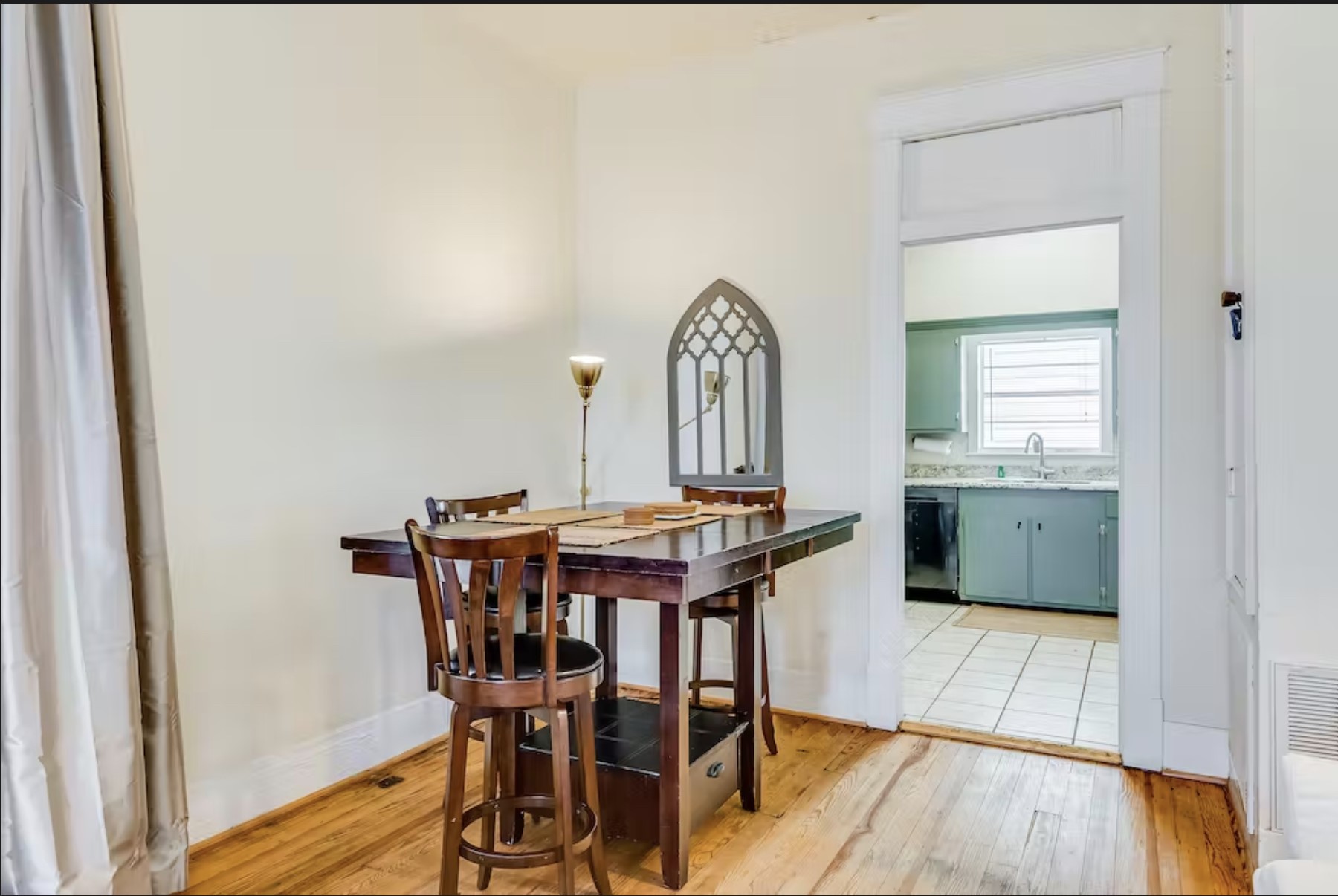 1628 17th Property Photo 7