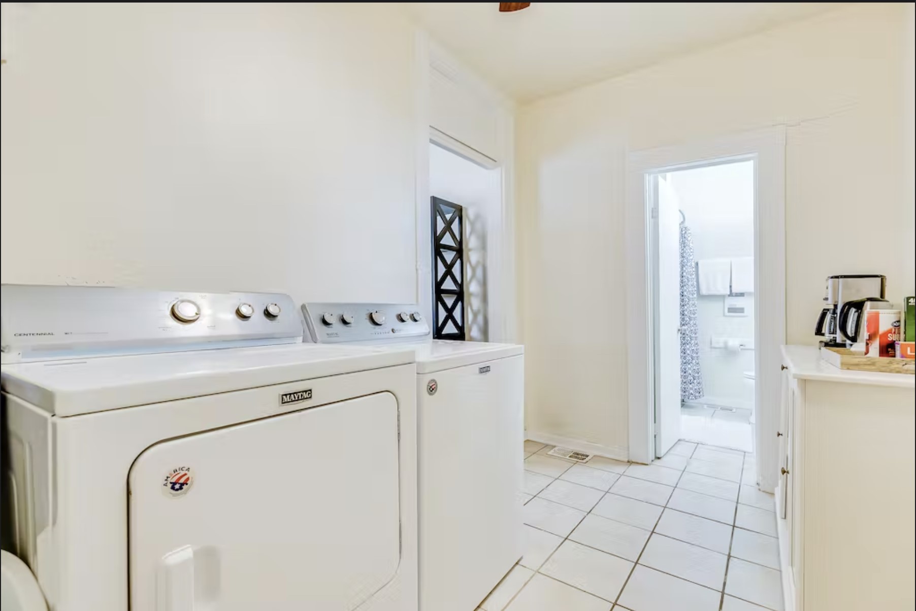 1628 17th Property Photo 11