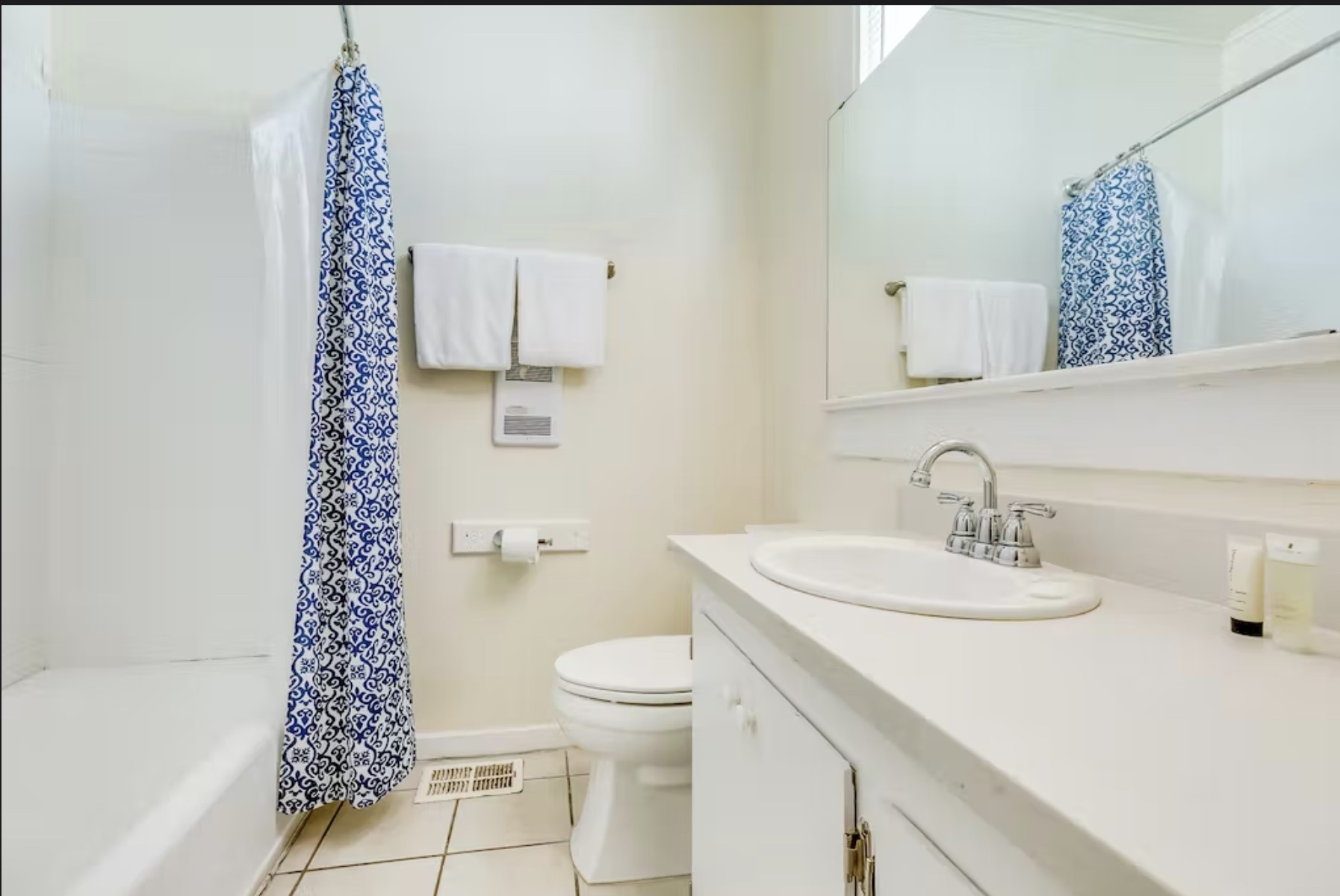 1628 17th Property Photo 17