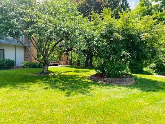 1 Kanawha Terrace Property Photo 8