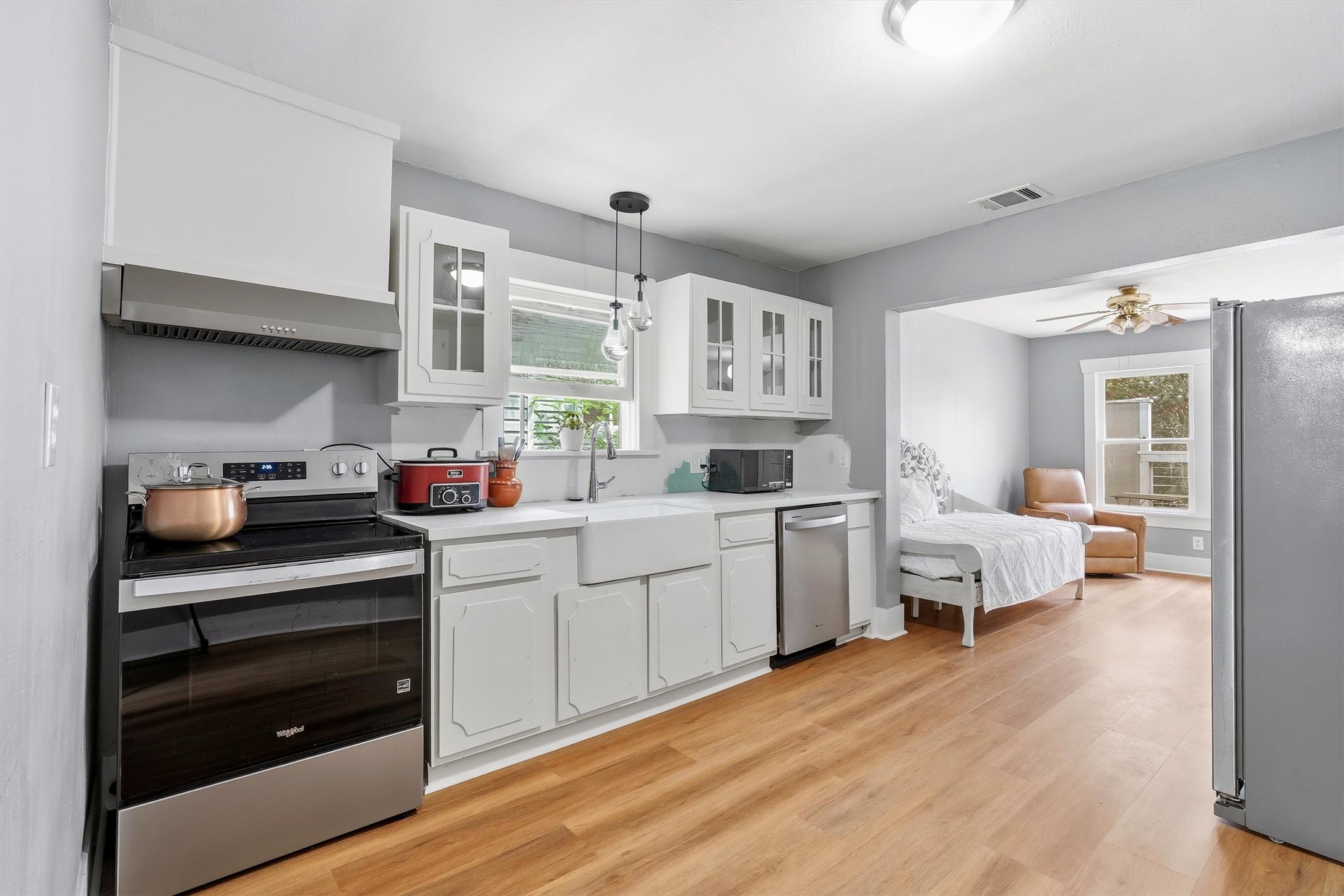 304 Bomar Street Property Photo 6