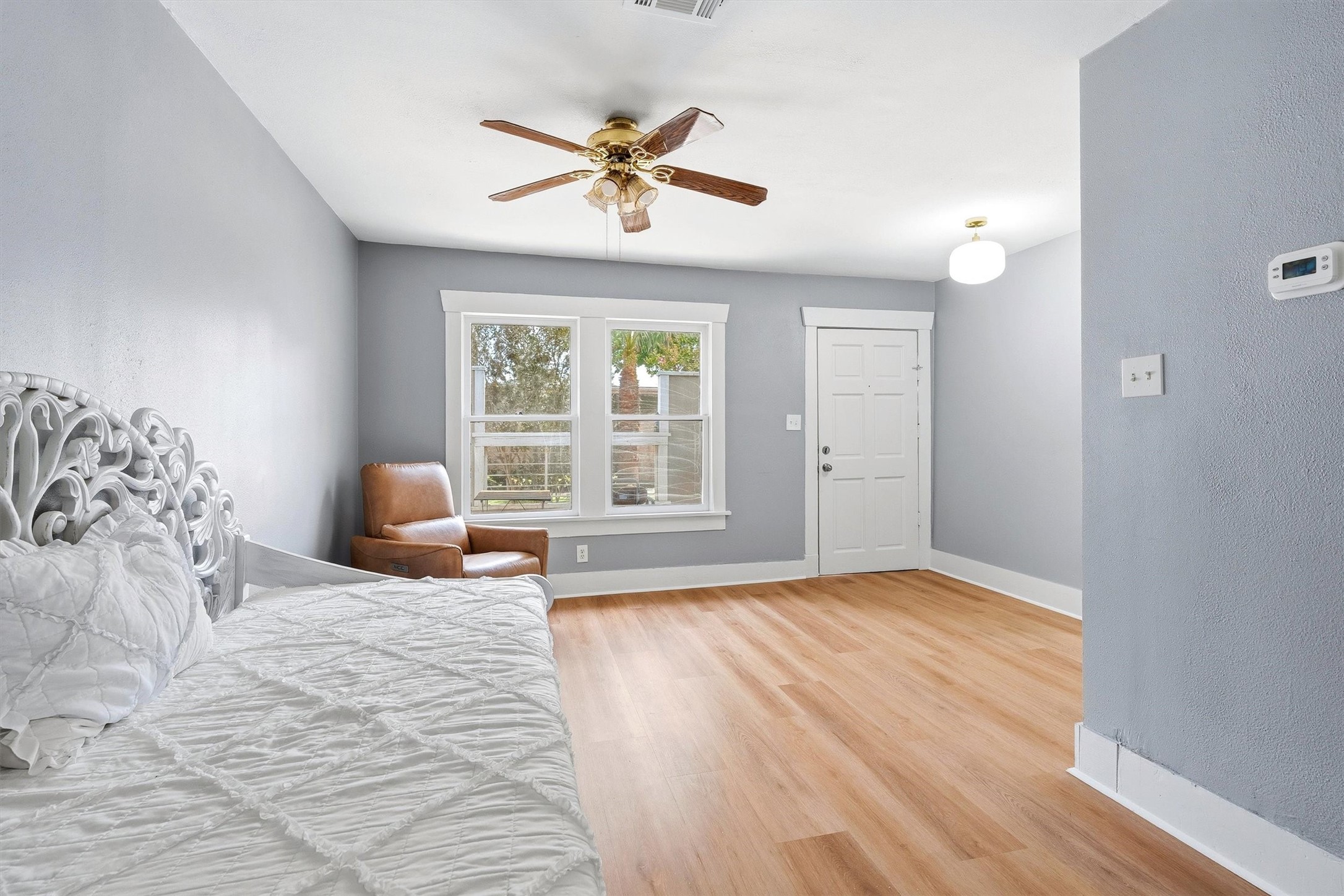 304 Bomar Street Property Photo 9