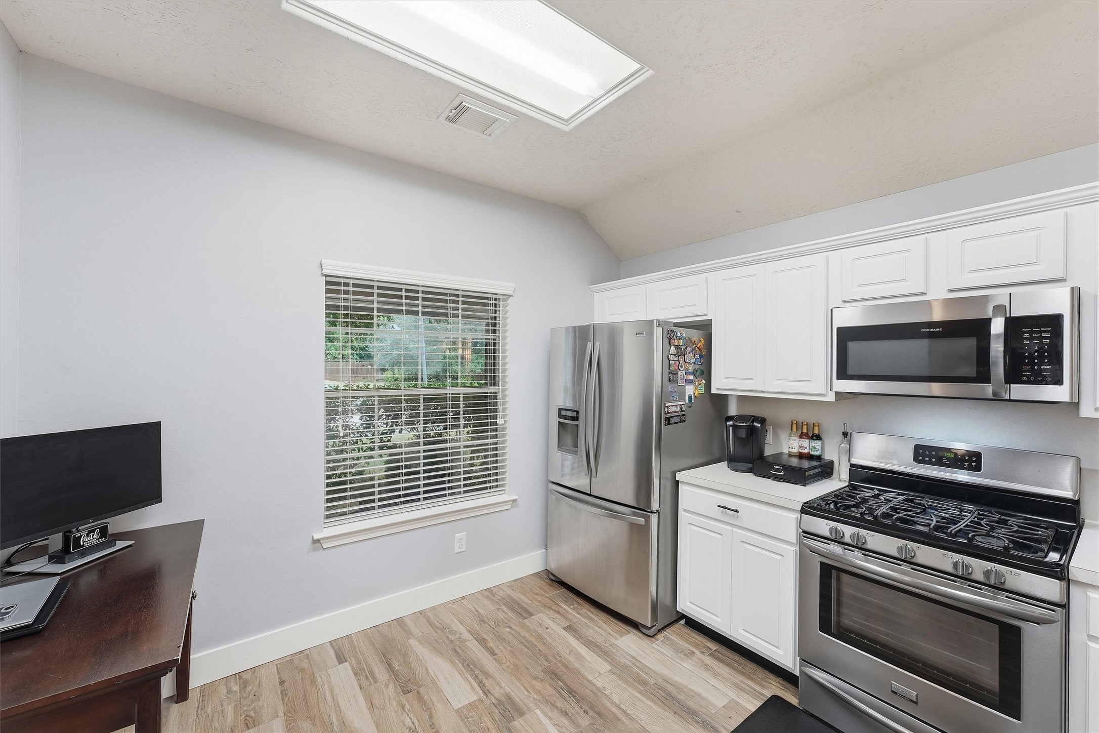 7122 Rose Village Drive Property Photo 9