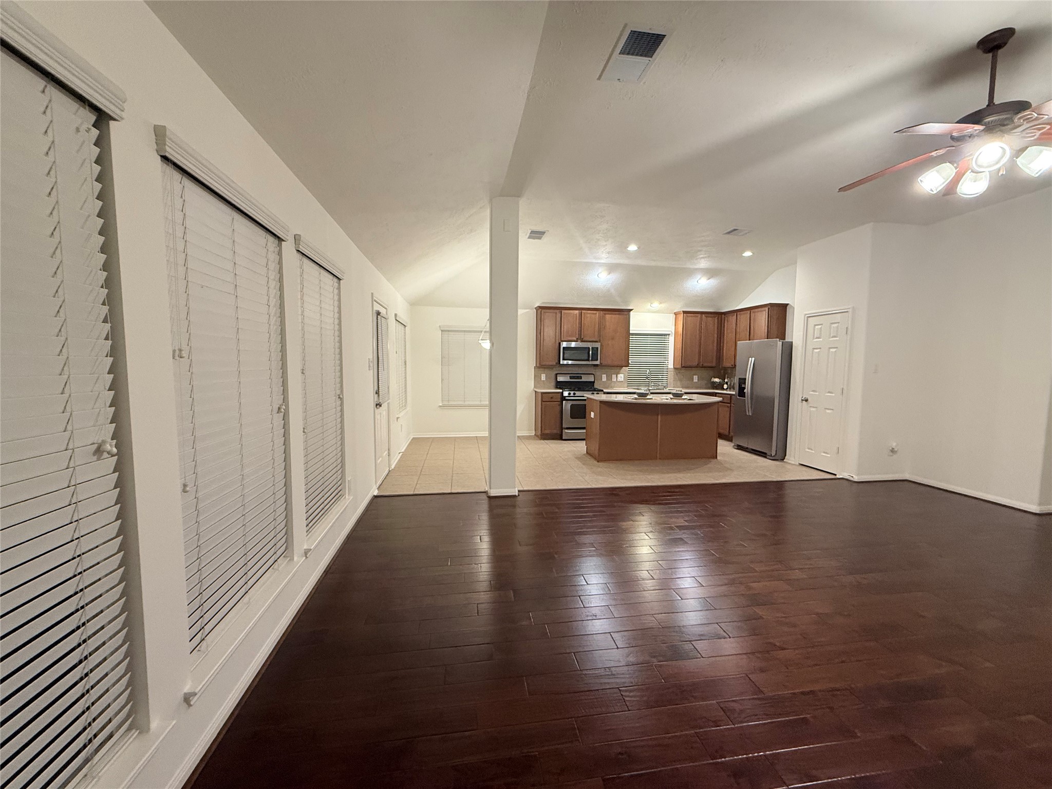 27219 Camden Glen Lane Property Photo 5