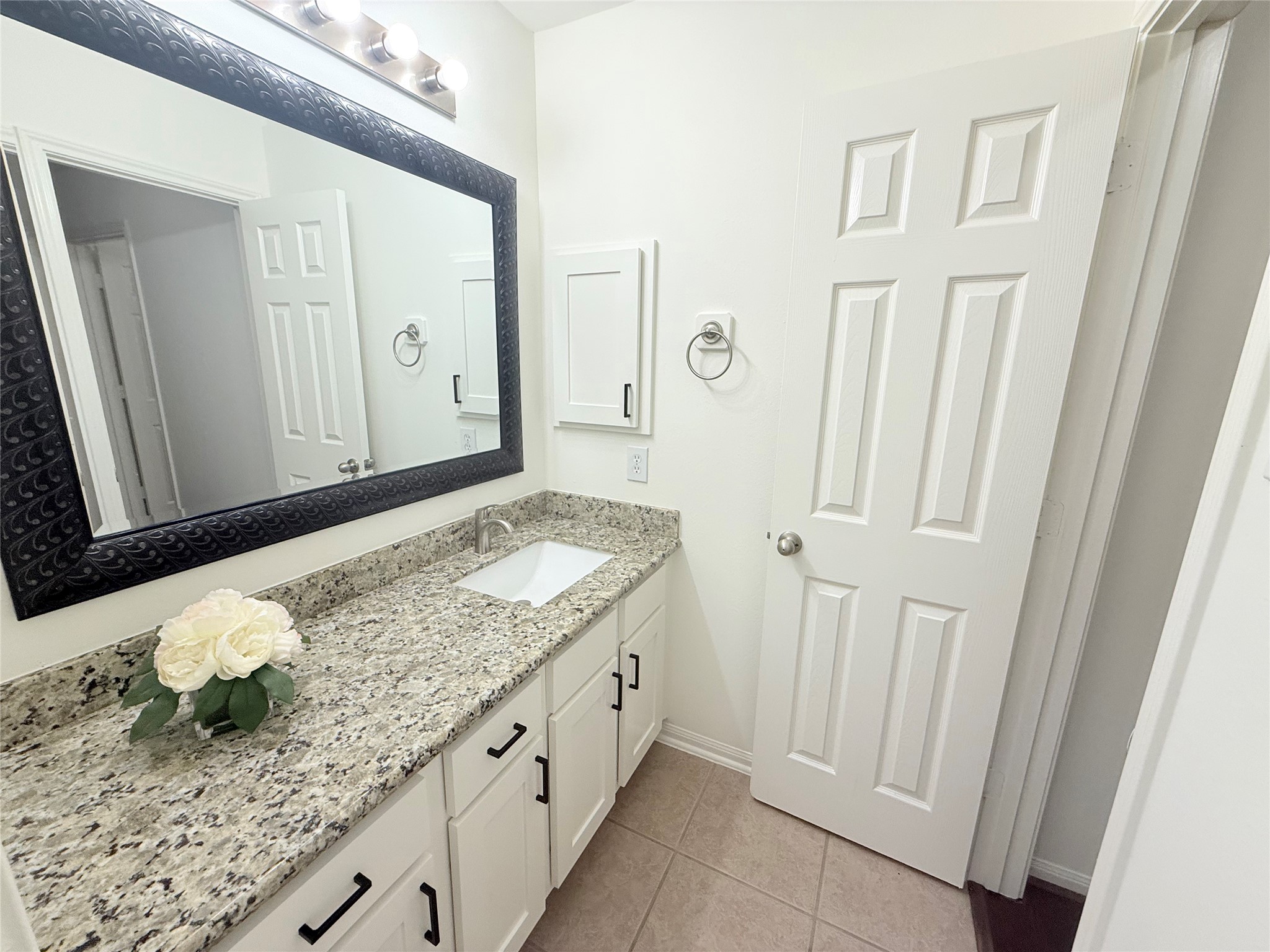 27219 Camden Glen Lane Property Photo 8