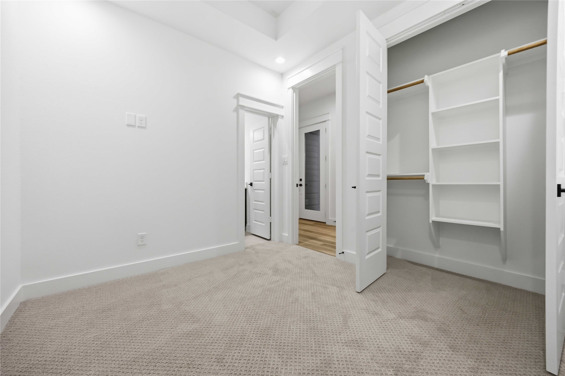 6627 Katarani Drive Property Photo 7