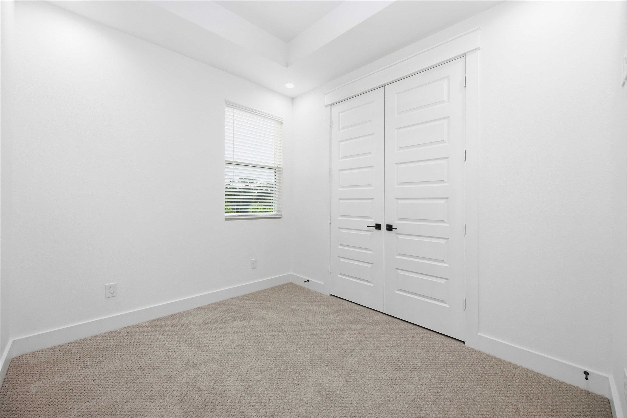 6627 Katarani Drive Property Photo 16