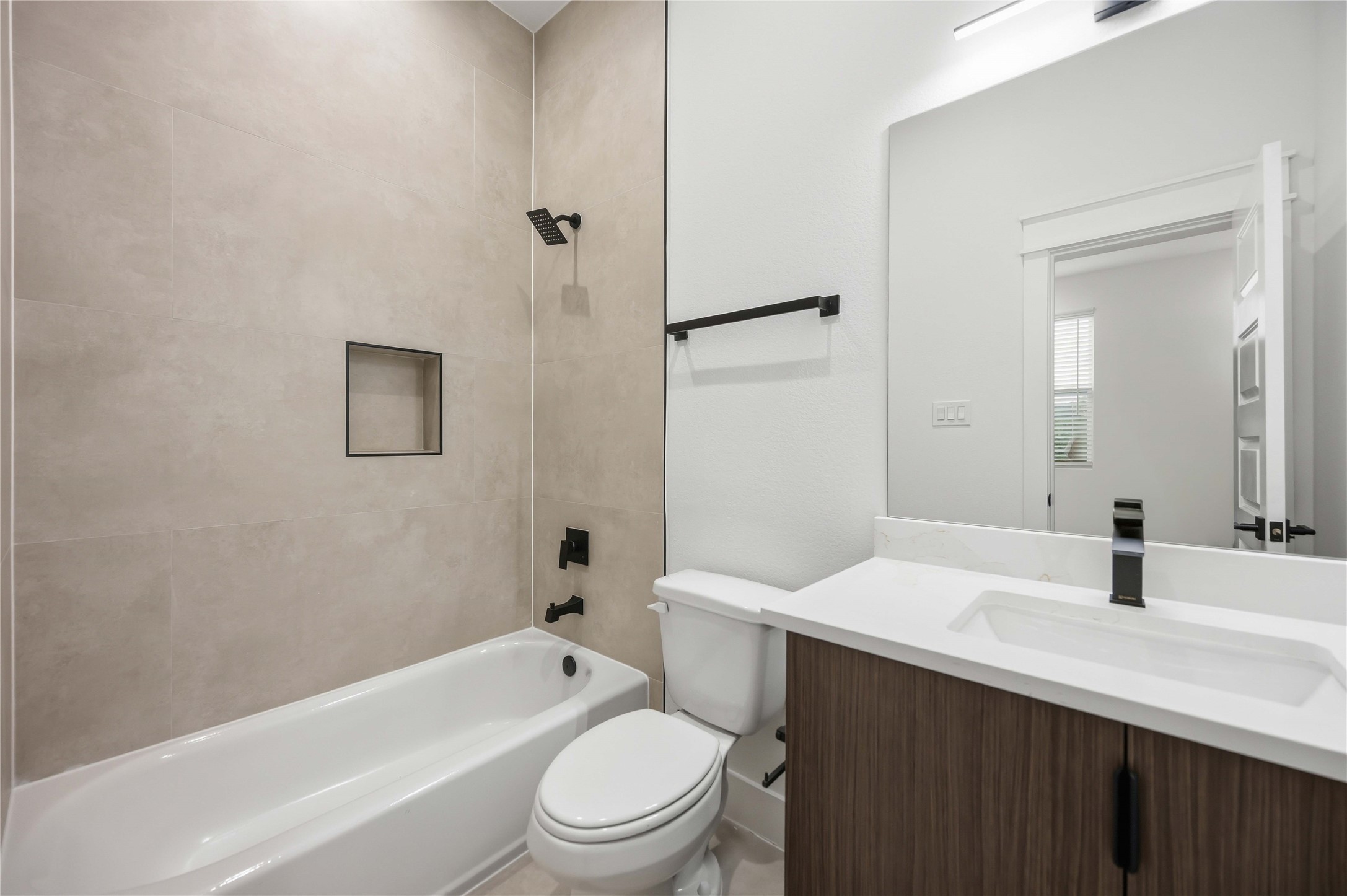 6627 Katarani Drive Property Photo 18