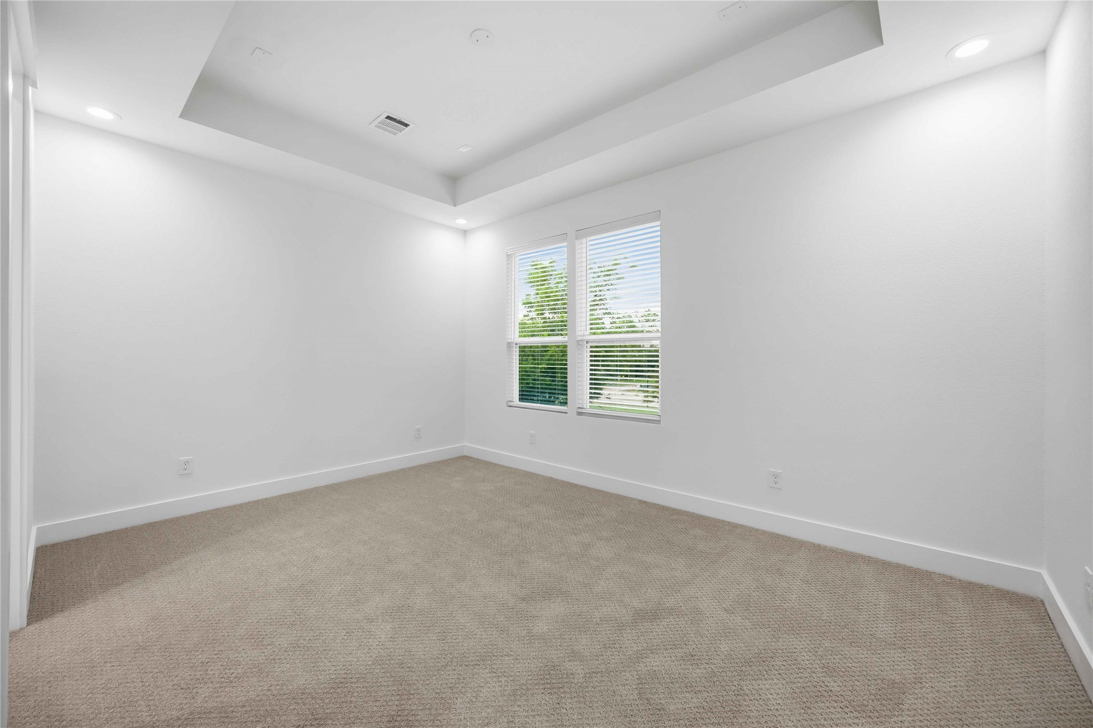 6627 Katarani Drive Property Photo 21