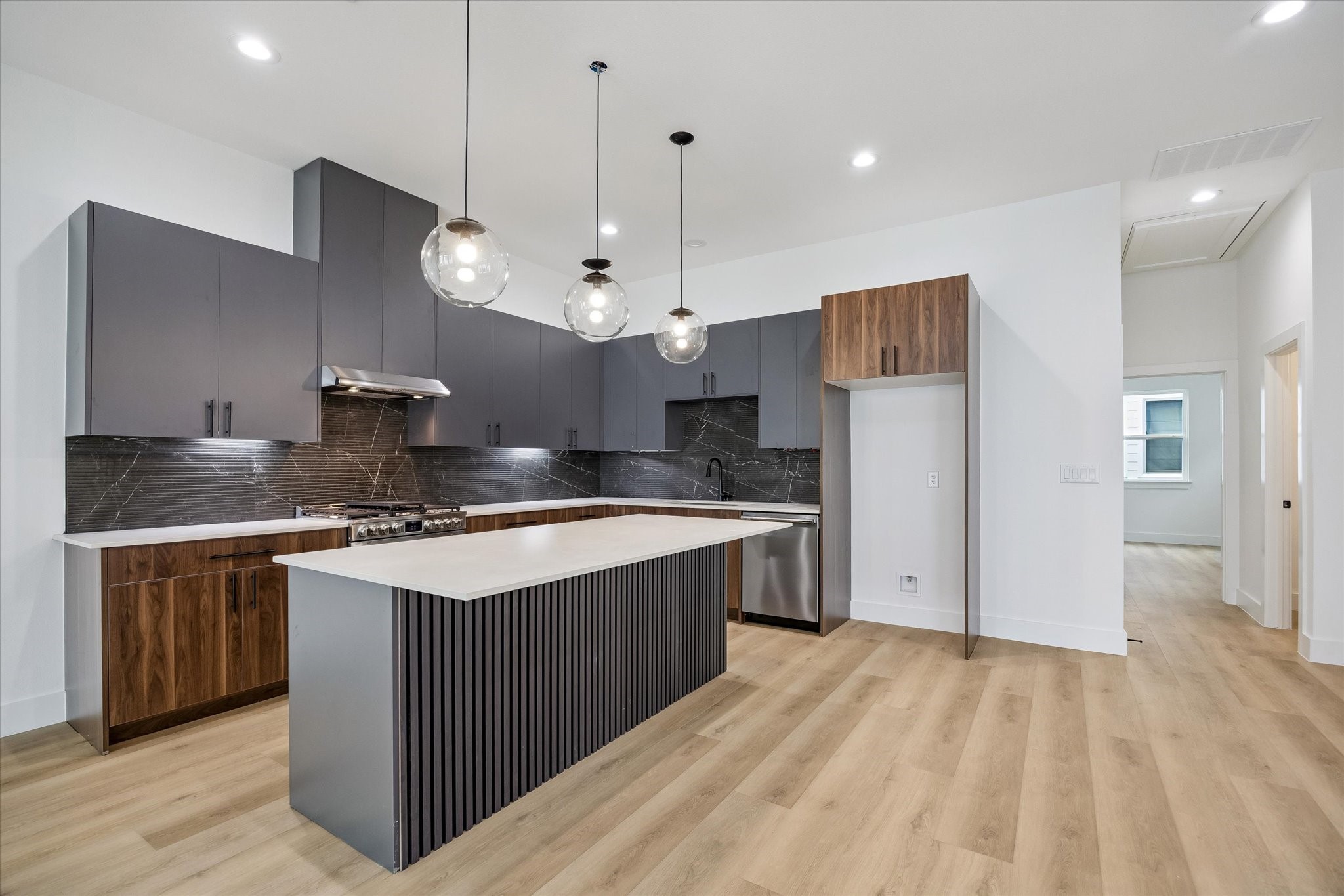 738 Curtin Street Property Photo 17