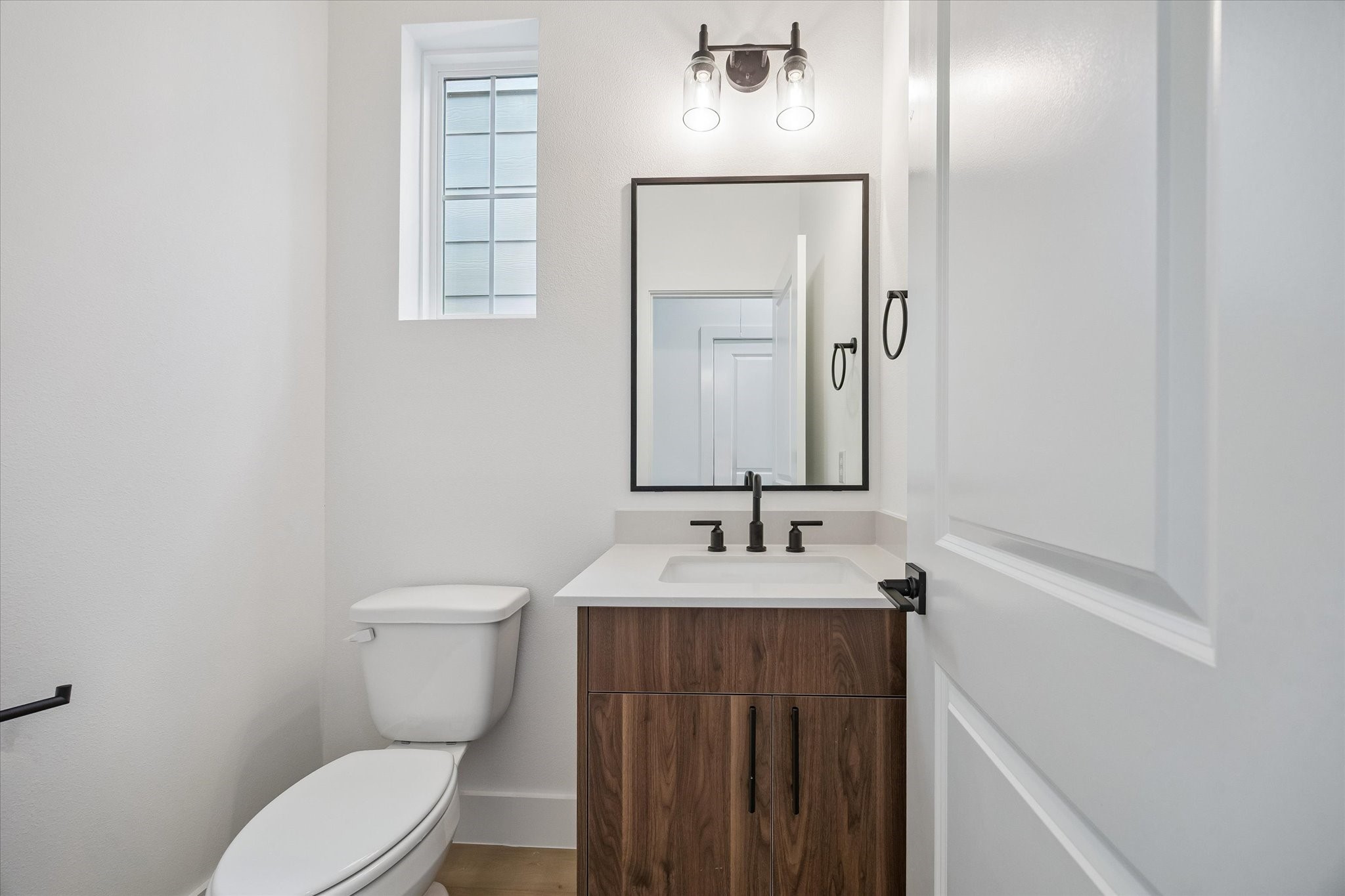 738 Curtin Street Property Photo 18