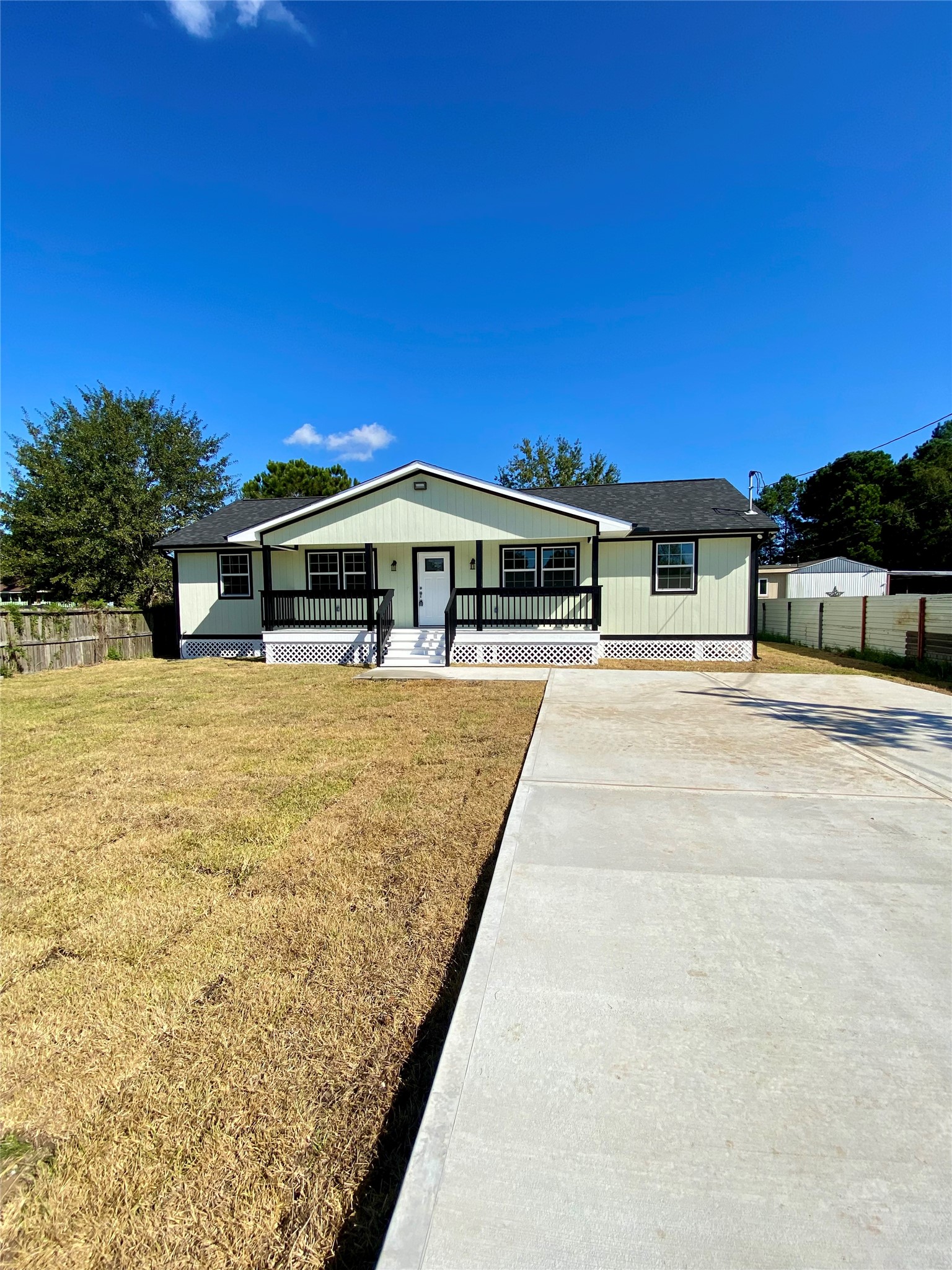 847 County Road 340 Property Photo 1