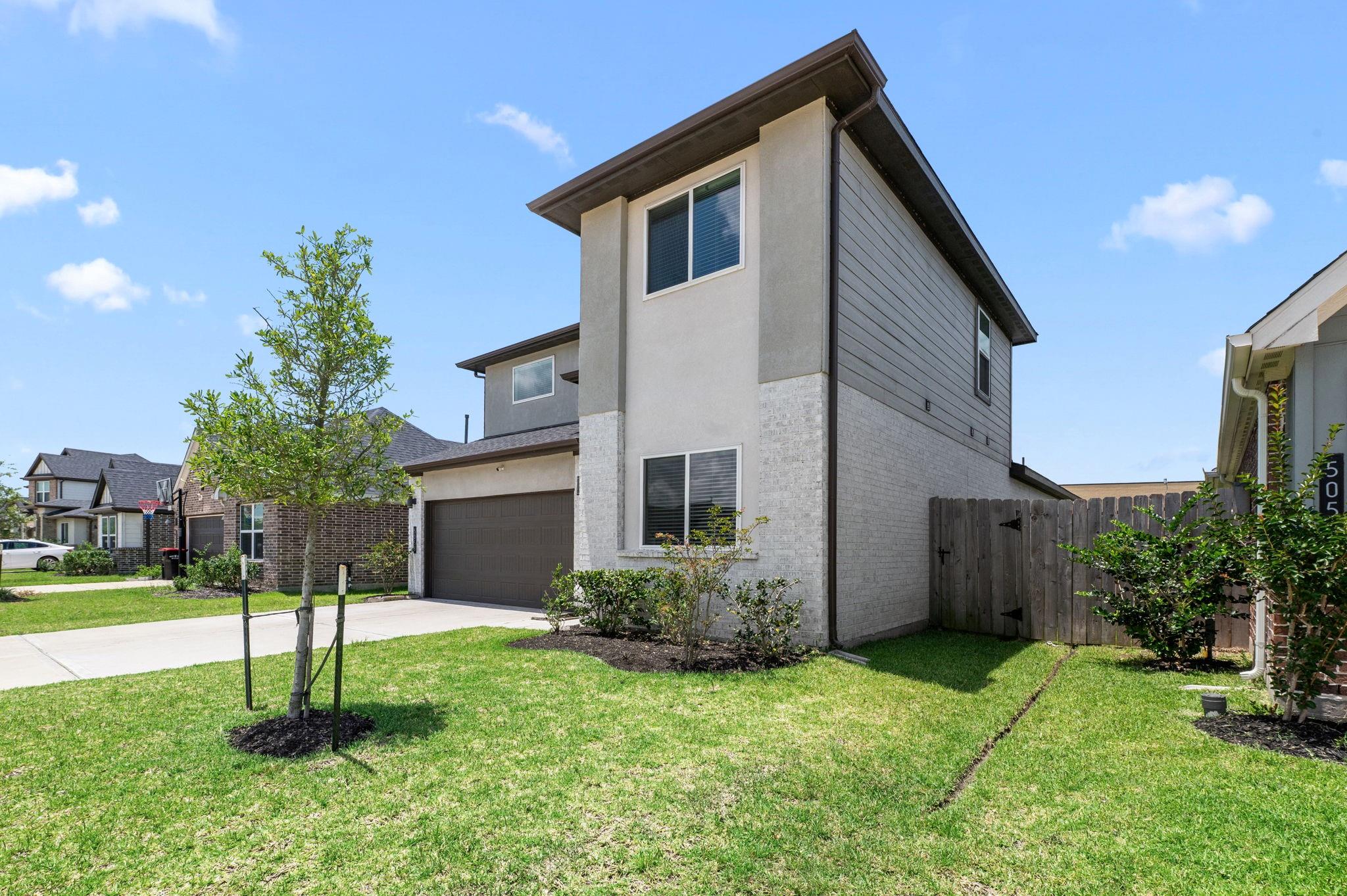 5058 Pine Haven Lane, Arcola Tx 77545 Property Photo 2