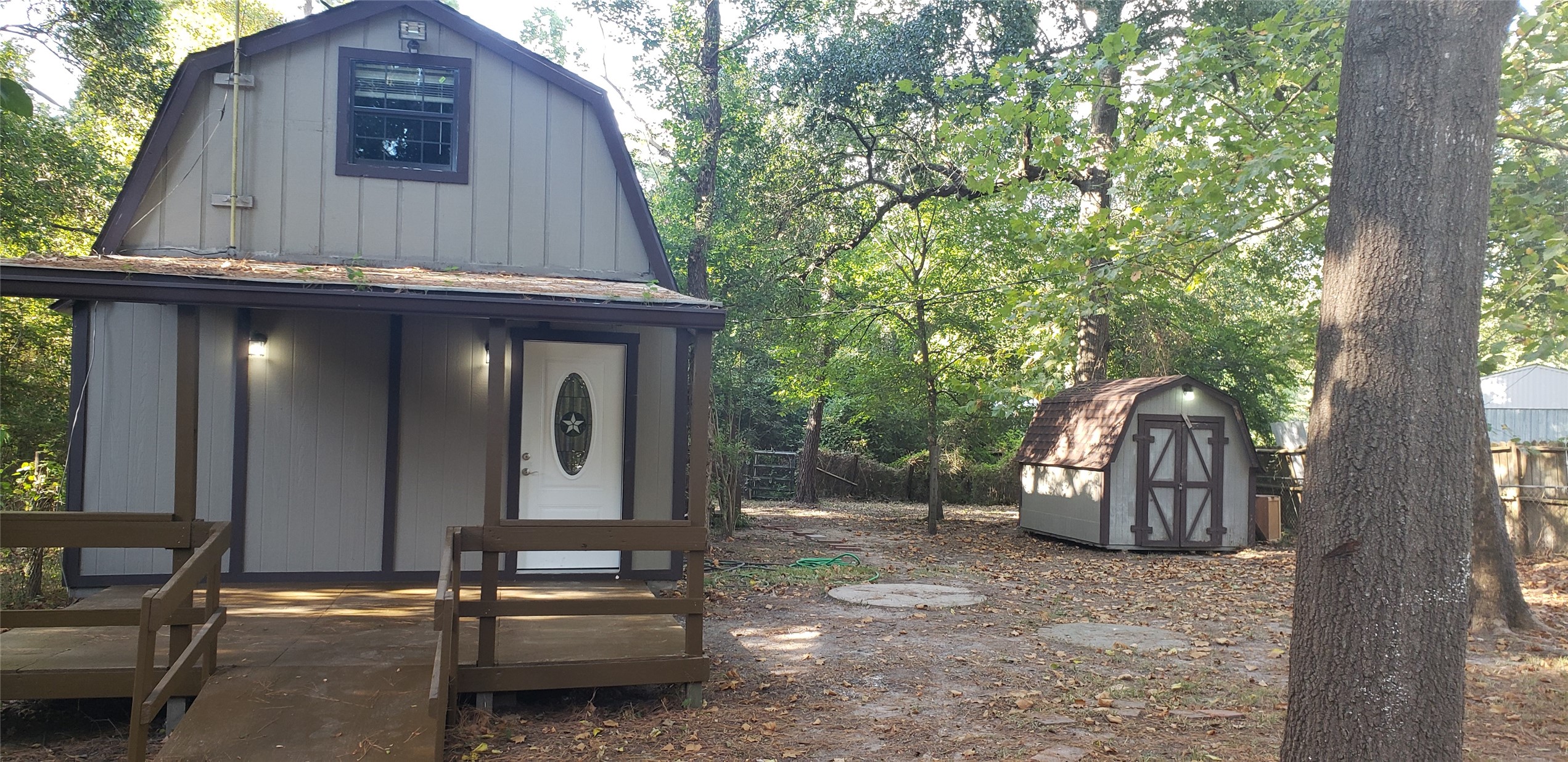 15906 Long Neck Property Photo 1