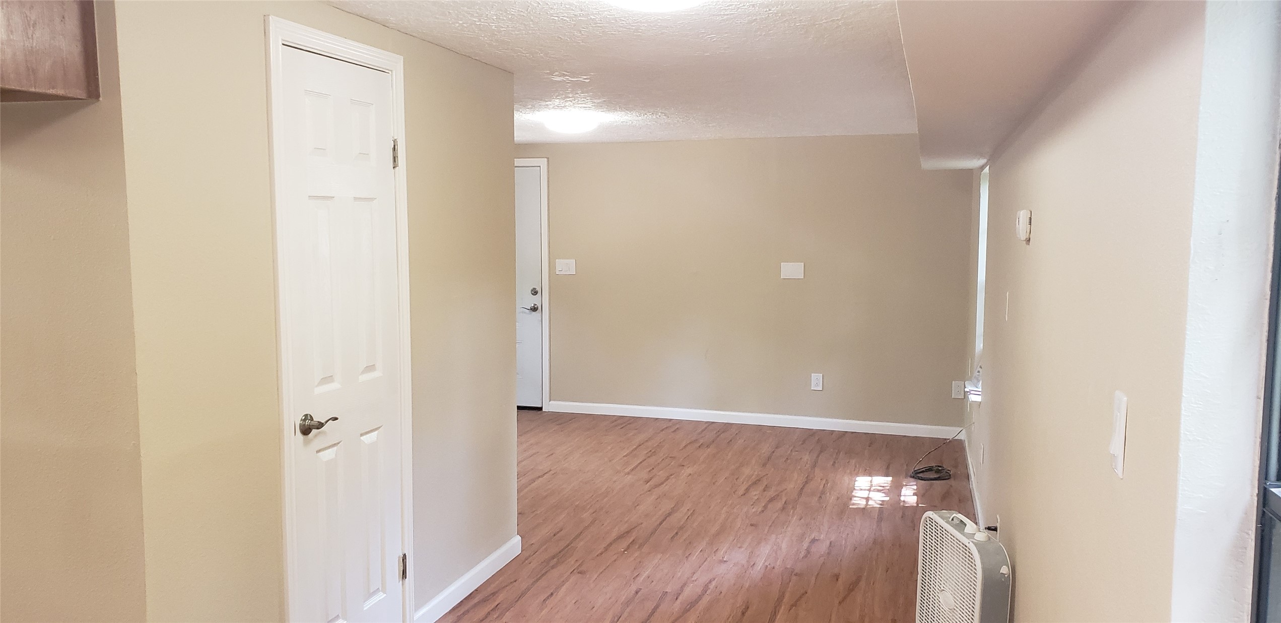15906 Long Neck Property Photo 7