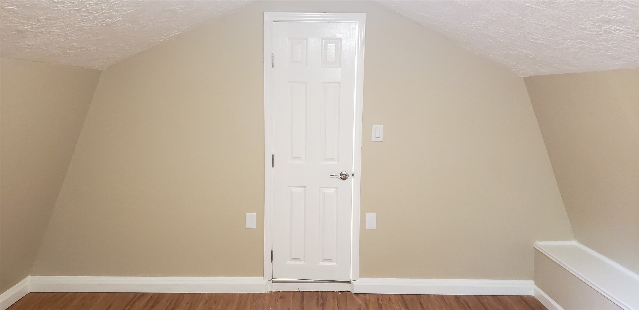 15906 Long Neck Property Photo 14