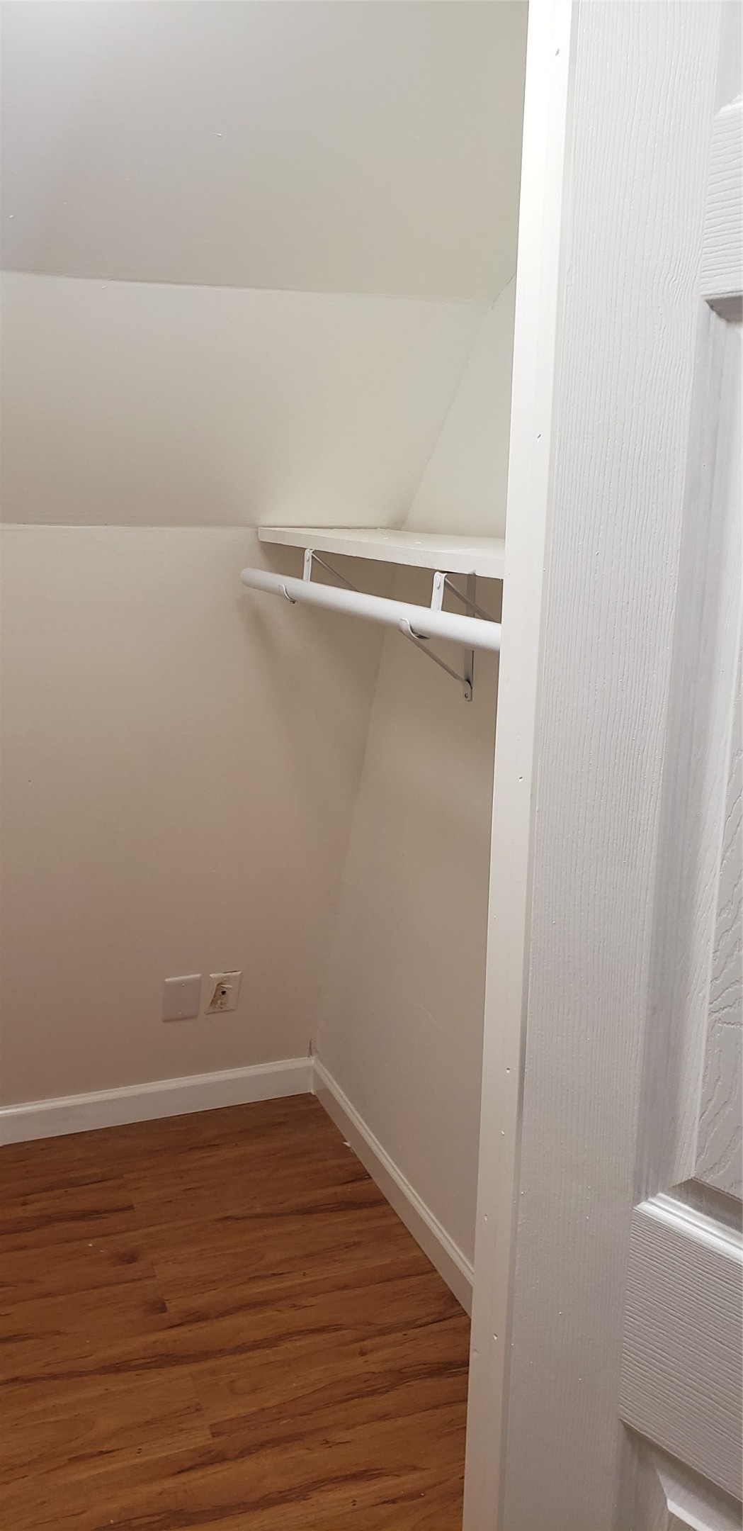 15906 Long Neck Property Photo 17