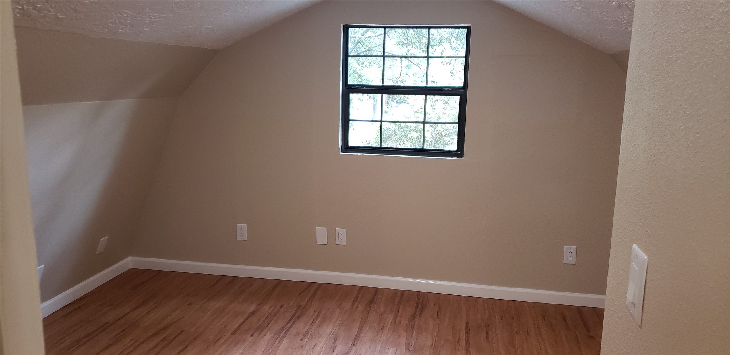 15906 Long Neck Property Photo 18