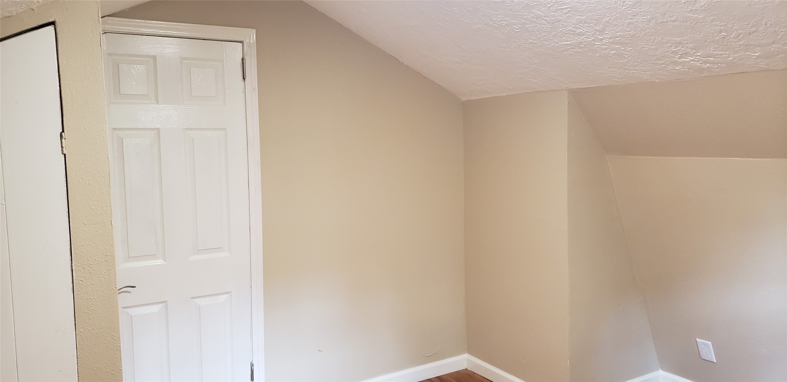 15906 Long Neck Property Photo 20