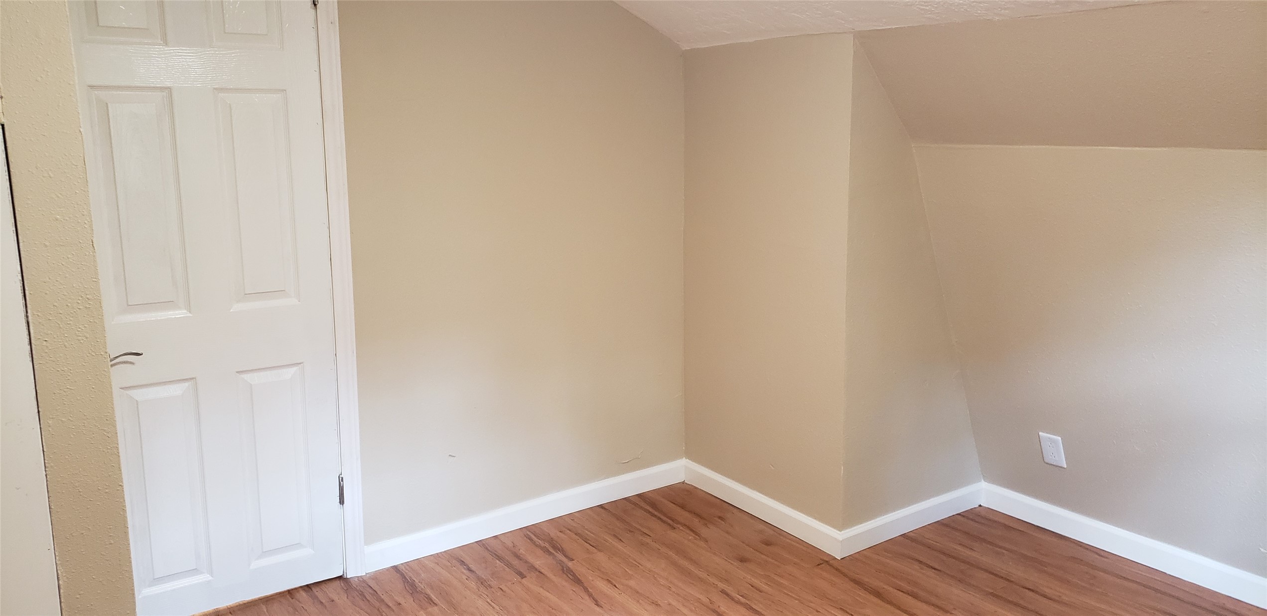 15906 Long Neck Property Photo 21