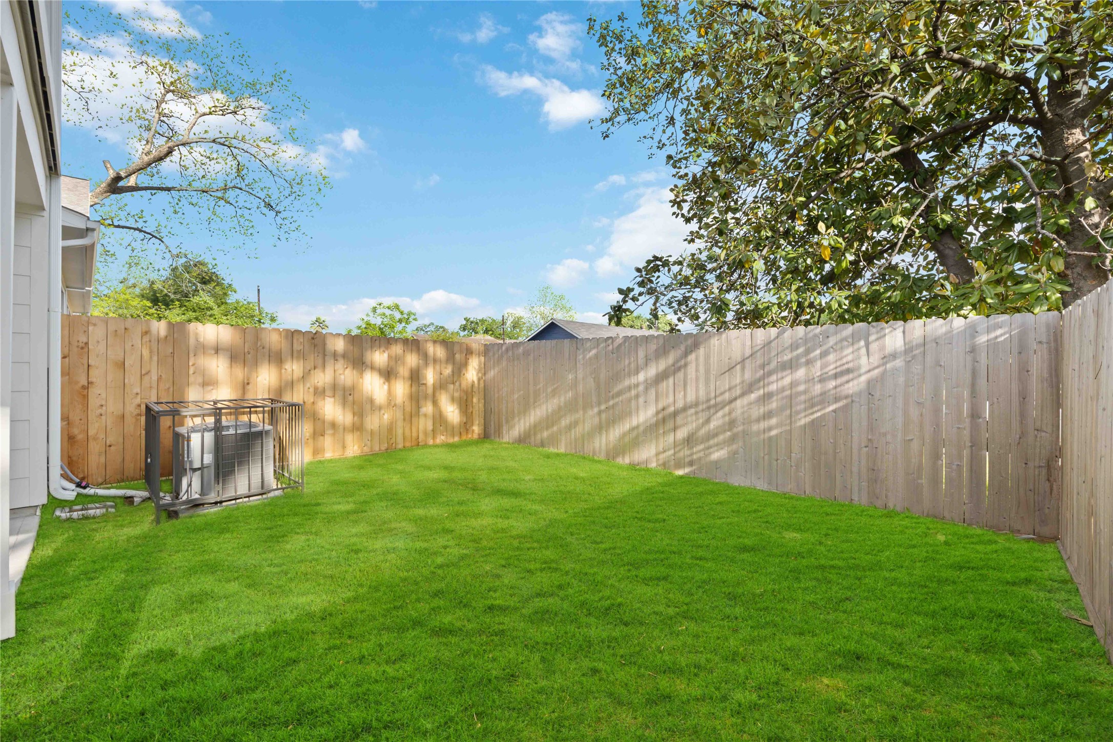 5314 Suez Street Property Photo 24