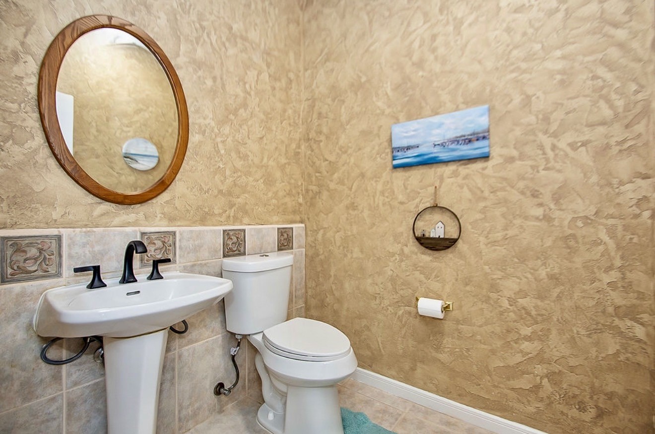 2111 Walnut Creek Drive Property Photo 13
