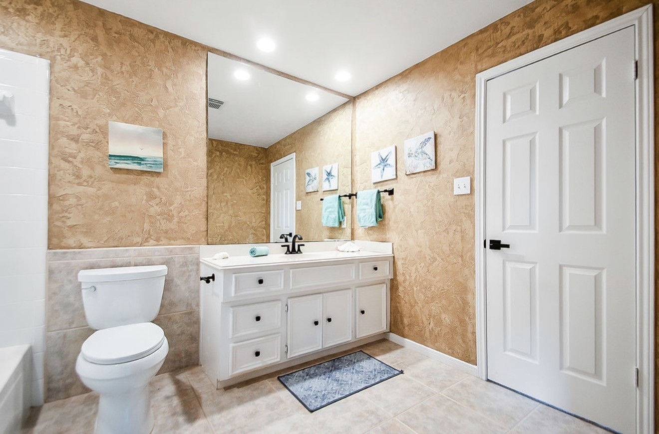 2111 Walnut Creek Drive Property Photo 28