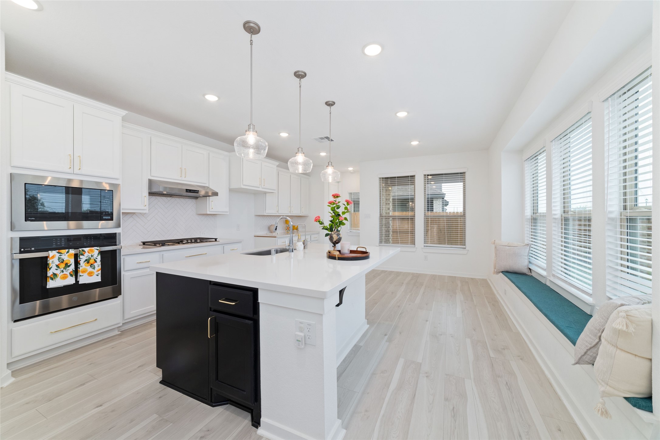 925 Crystal Bend Lane Property Photo 8