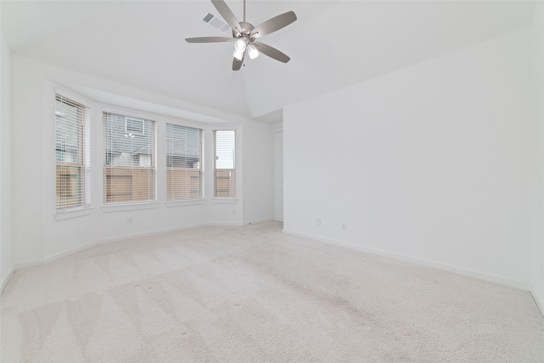 925 Crystal Bend Lane Property Photo 15