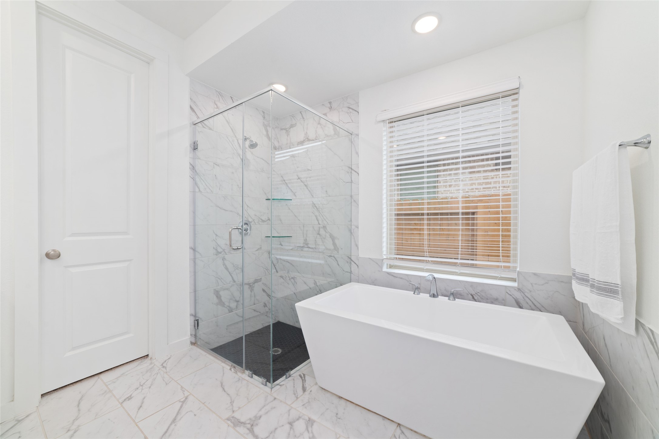 925 Crystal Bend Lane Property Photo 17