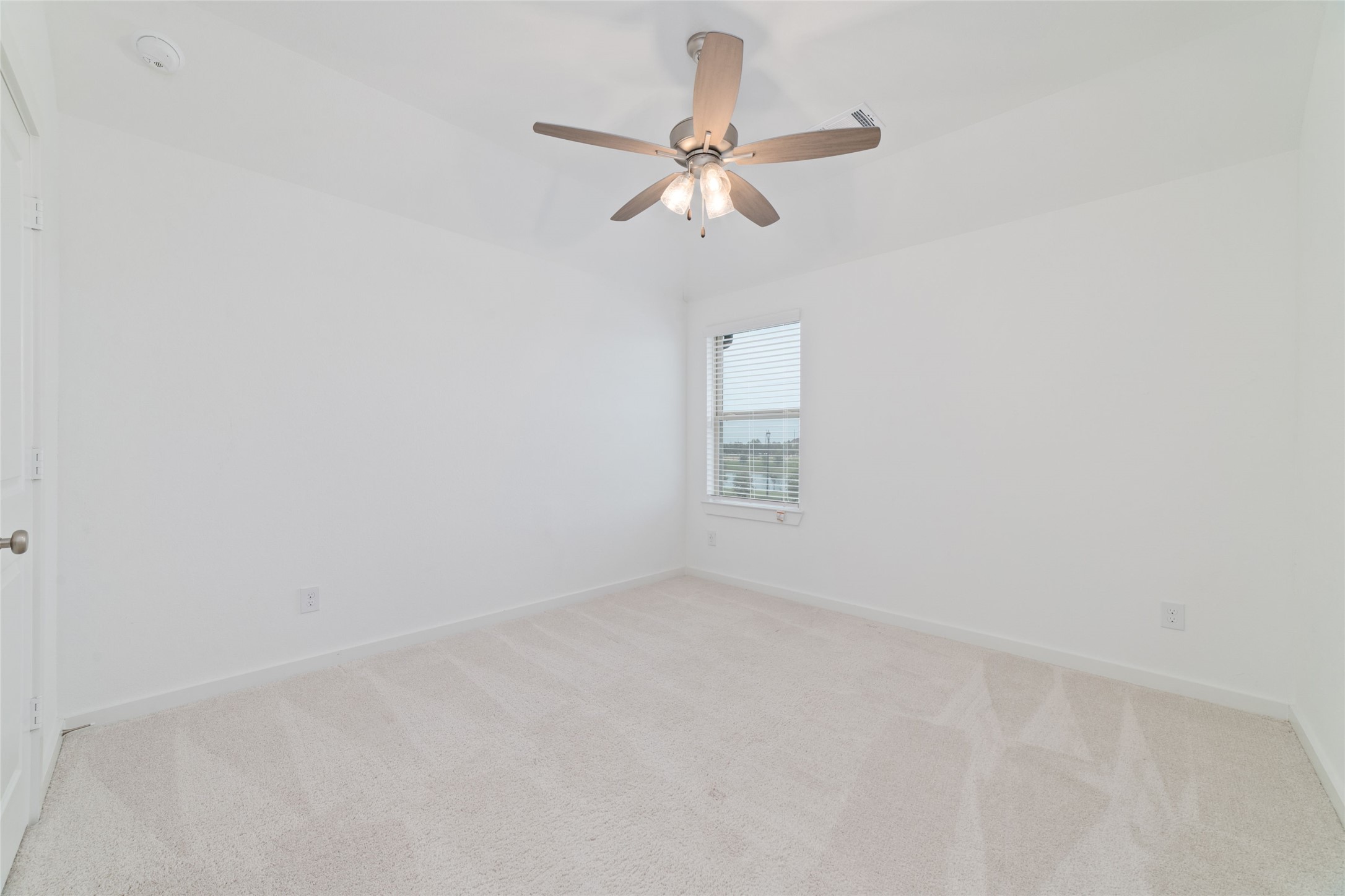 925 Crystal Bend Lane Property Photo 30