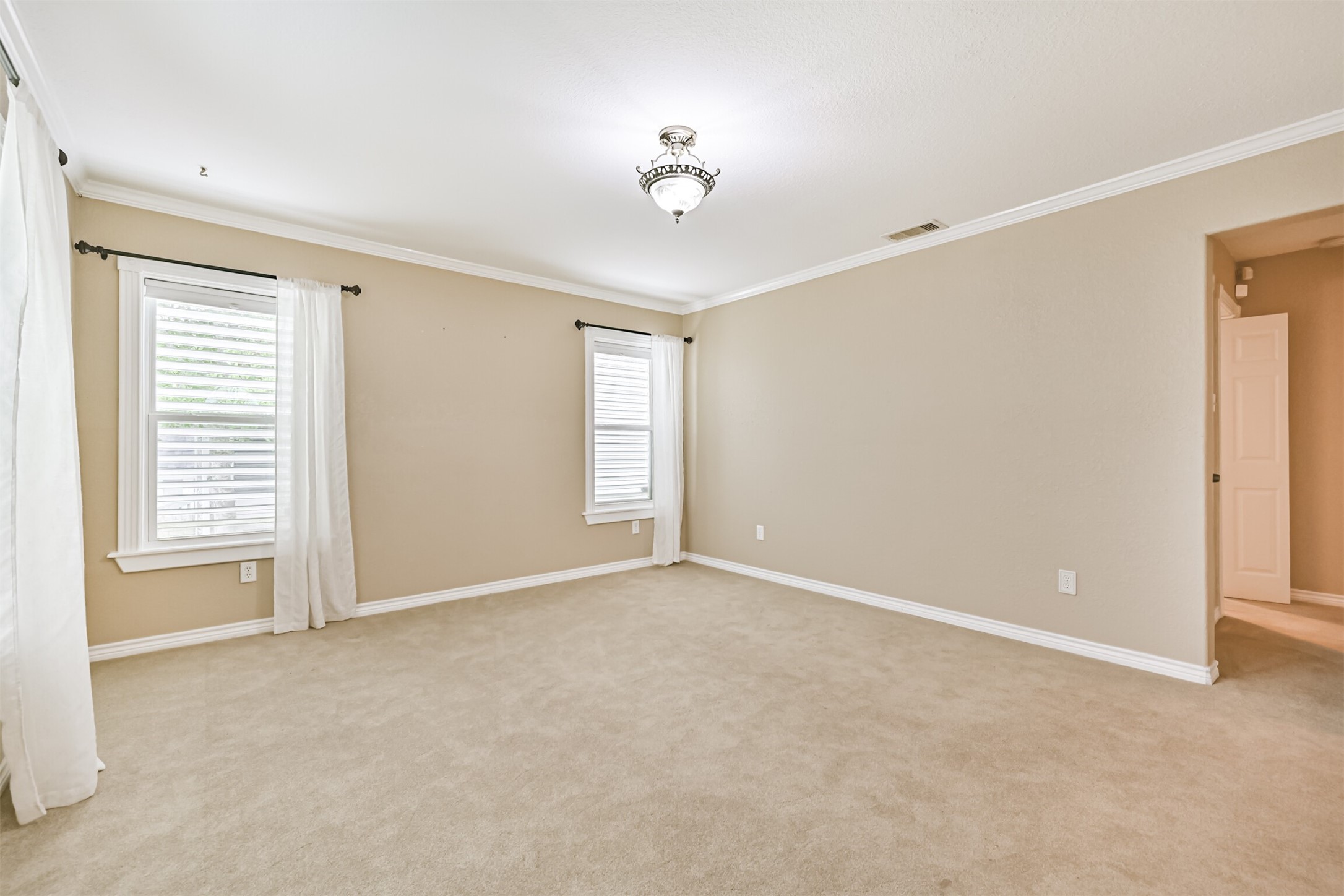 4817 Alamo Drive Property Photo 13