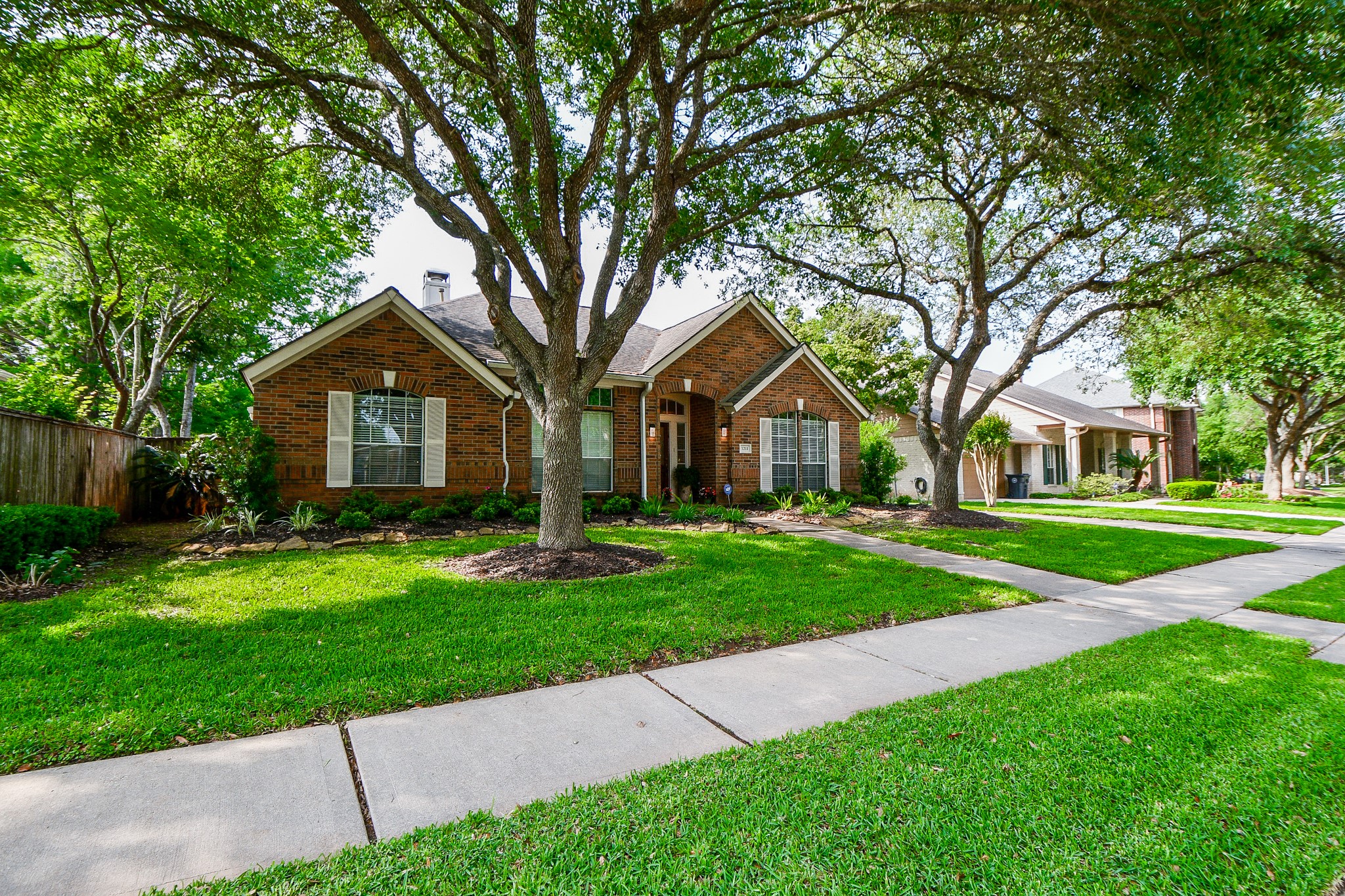 1211 Magnolia Woods Court Property Photo 1
